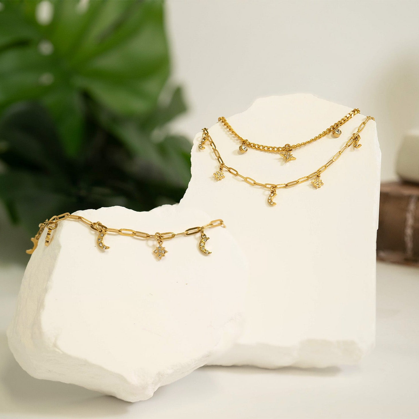 Stainless Steel Moon & Compass Star Charm Necklace / CHN0067、mySite、dreamappss