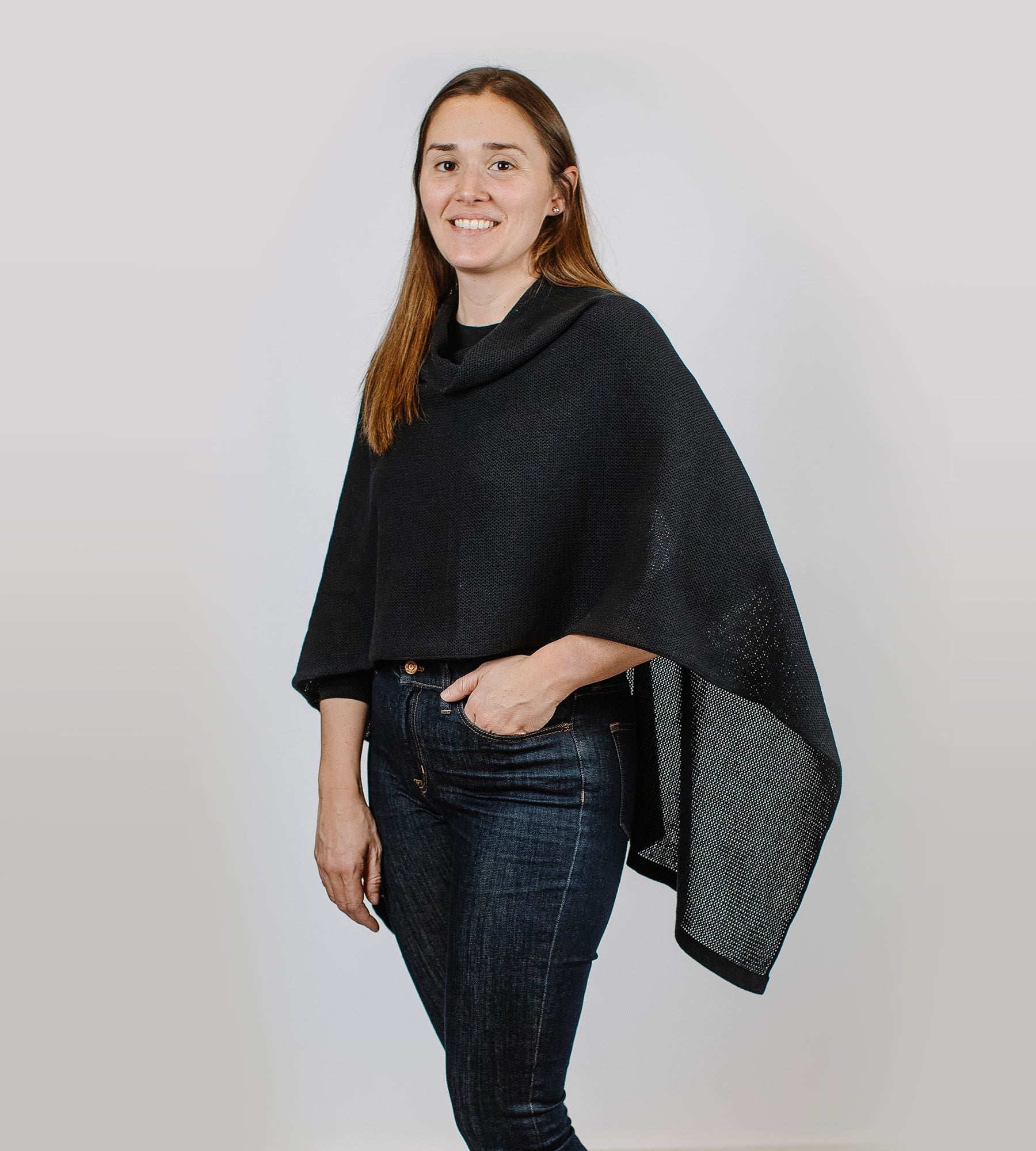 Cozy Canopy™ Nursing Cover - Black、mySite、g9winljtr