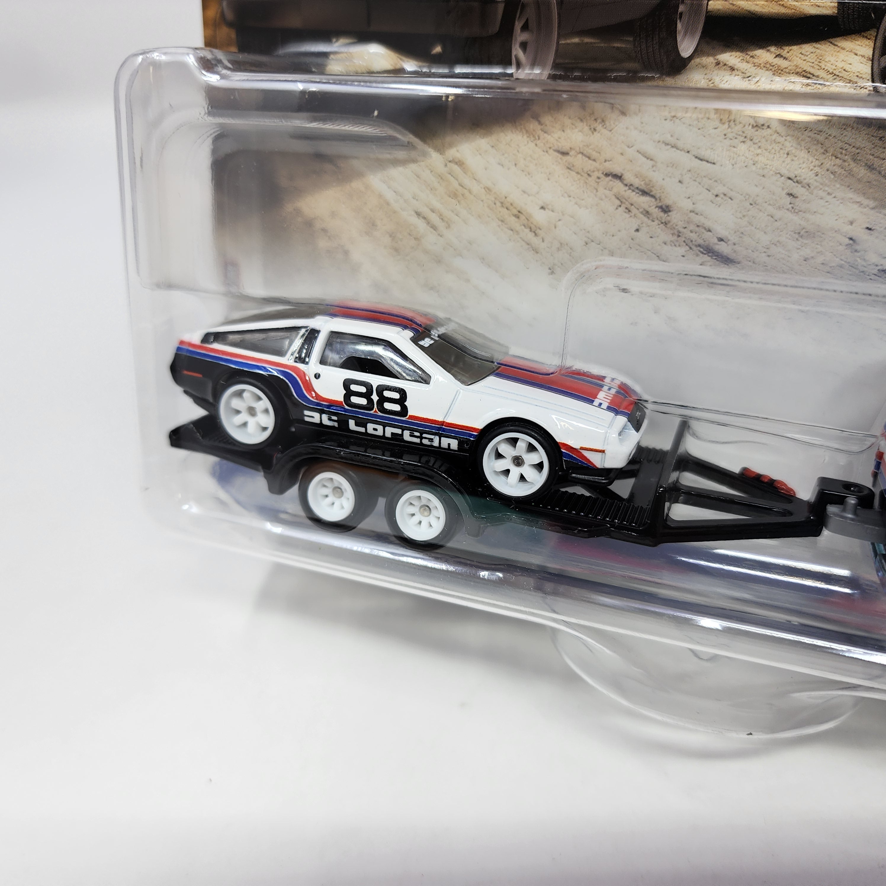 DMC Delorean & Rally Hauler * 2025 Hot Wheels Team Transport Case F、mySite、hgirdovlk