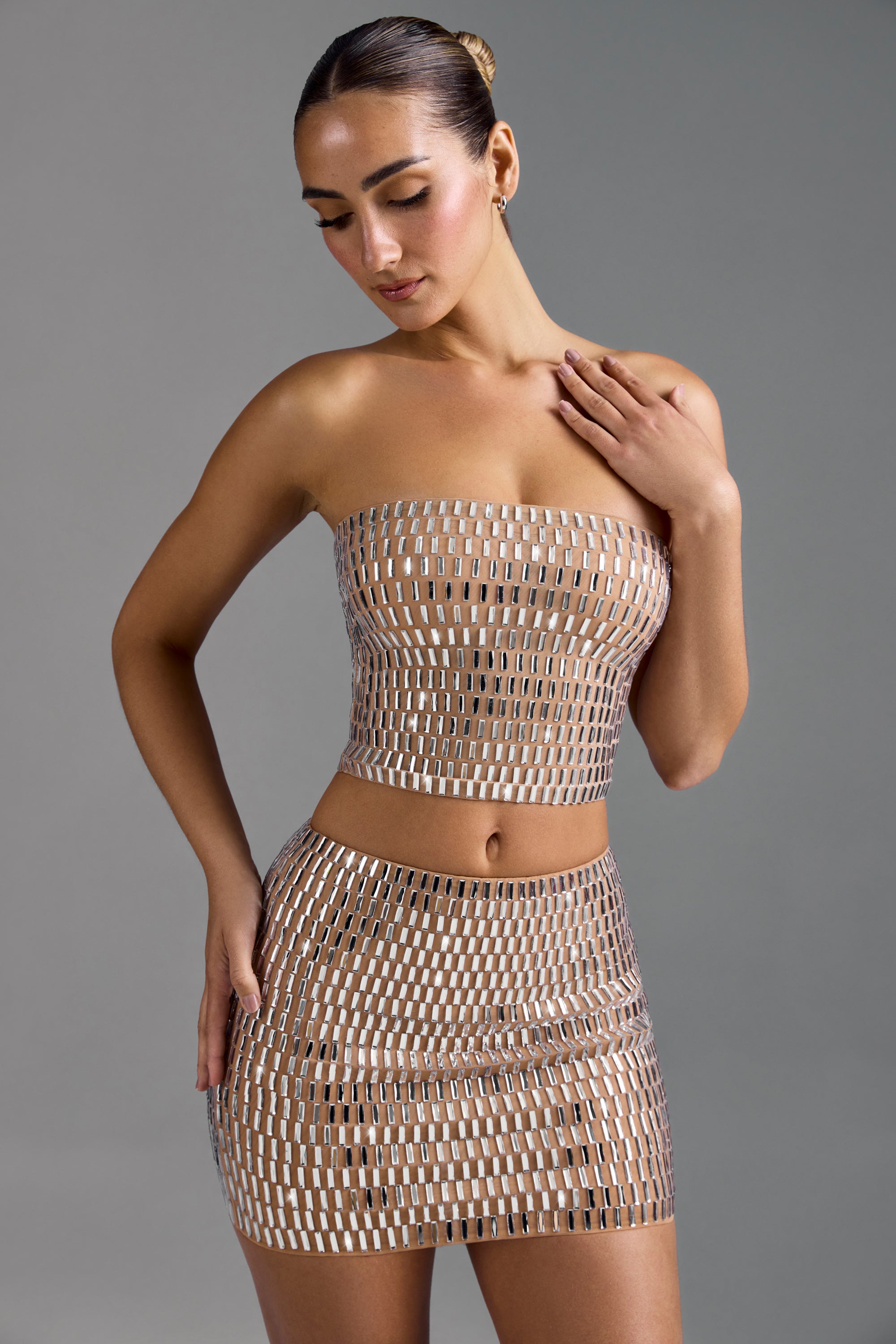 Embellished Low-Rise Micro Mini Skirt in Almond、mySite、solidvoid