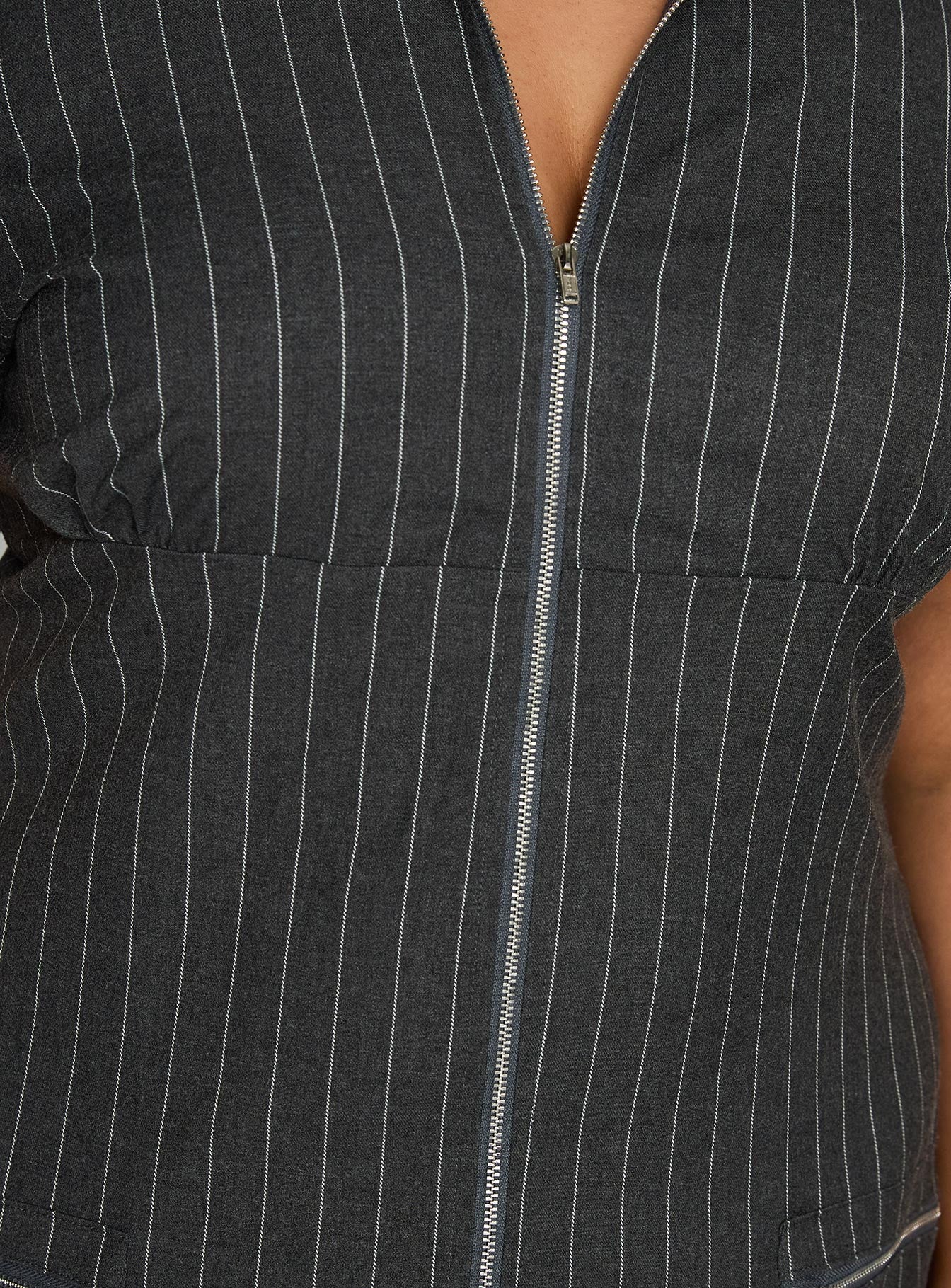 Wynona Mini Dress White / Grey Pinstripe Curve、mySite、solidvoid