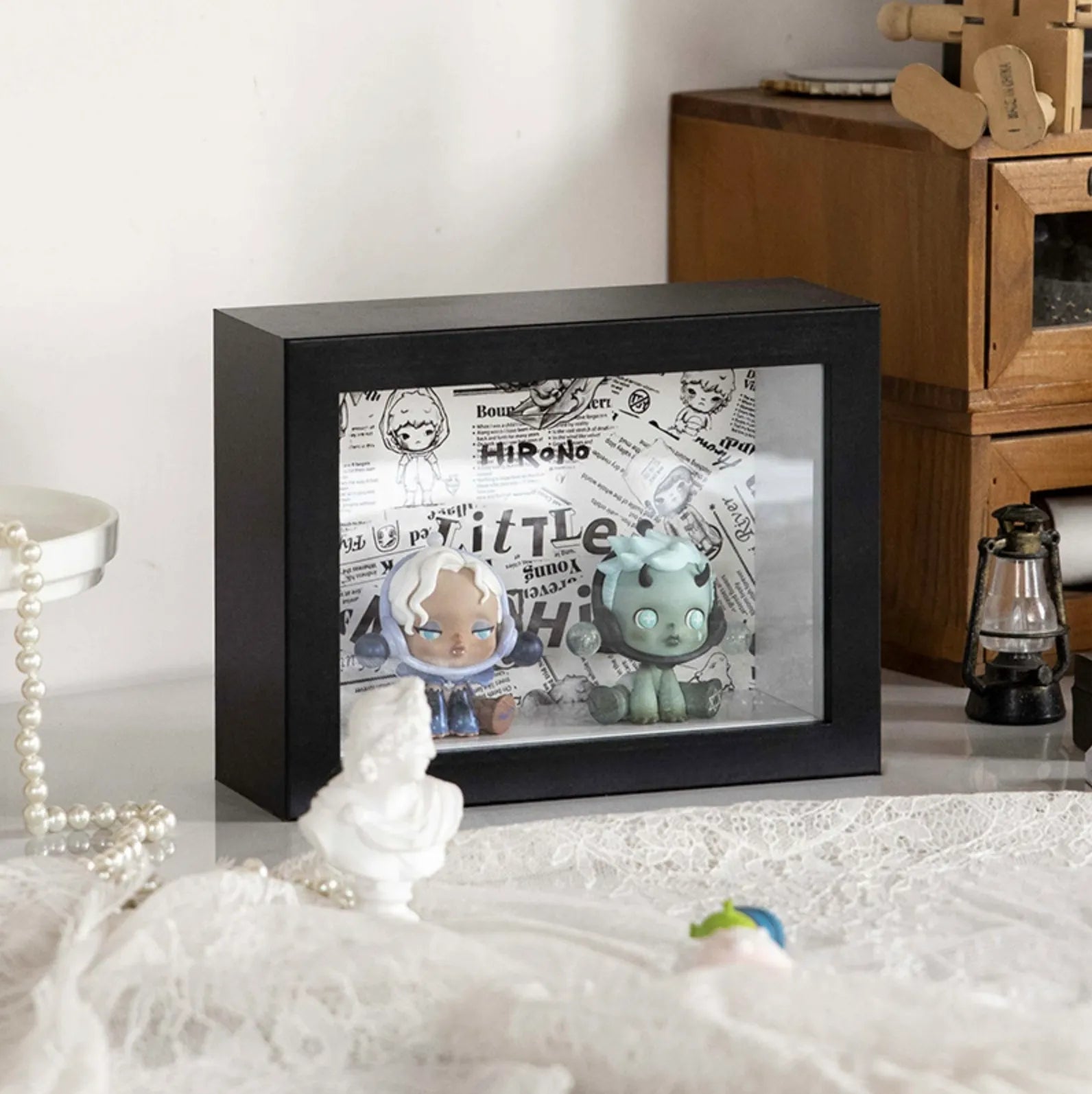  Wood and Glass Display Case for Collectibles (No Figures Included)、mySite、greenlandpopulation