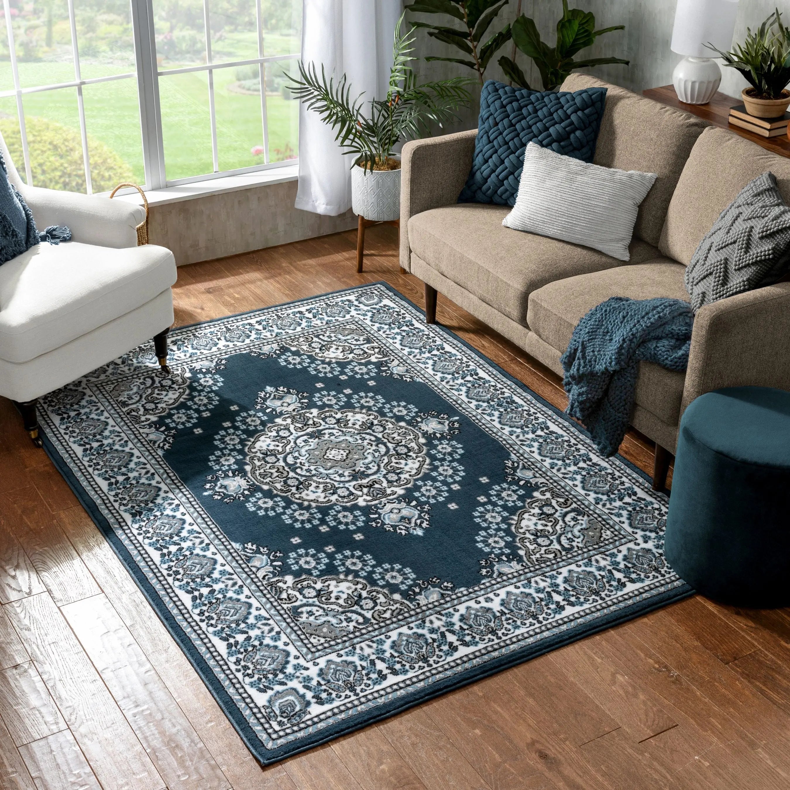 Malika Traditional Medallion Persian Floral Dark Blue 5'3 x 7'3 Rug、mySite、gigharbornorthrealestate