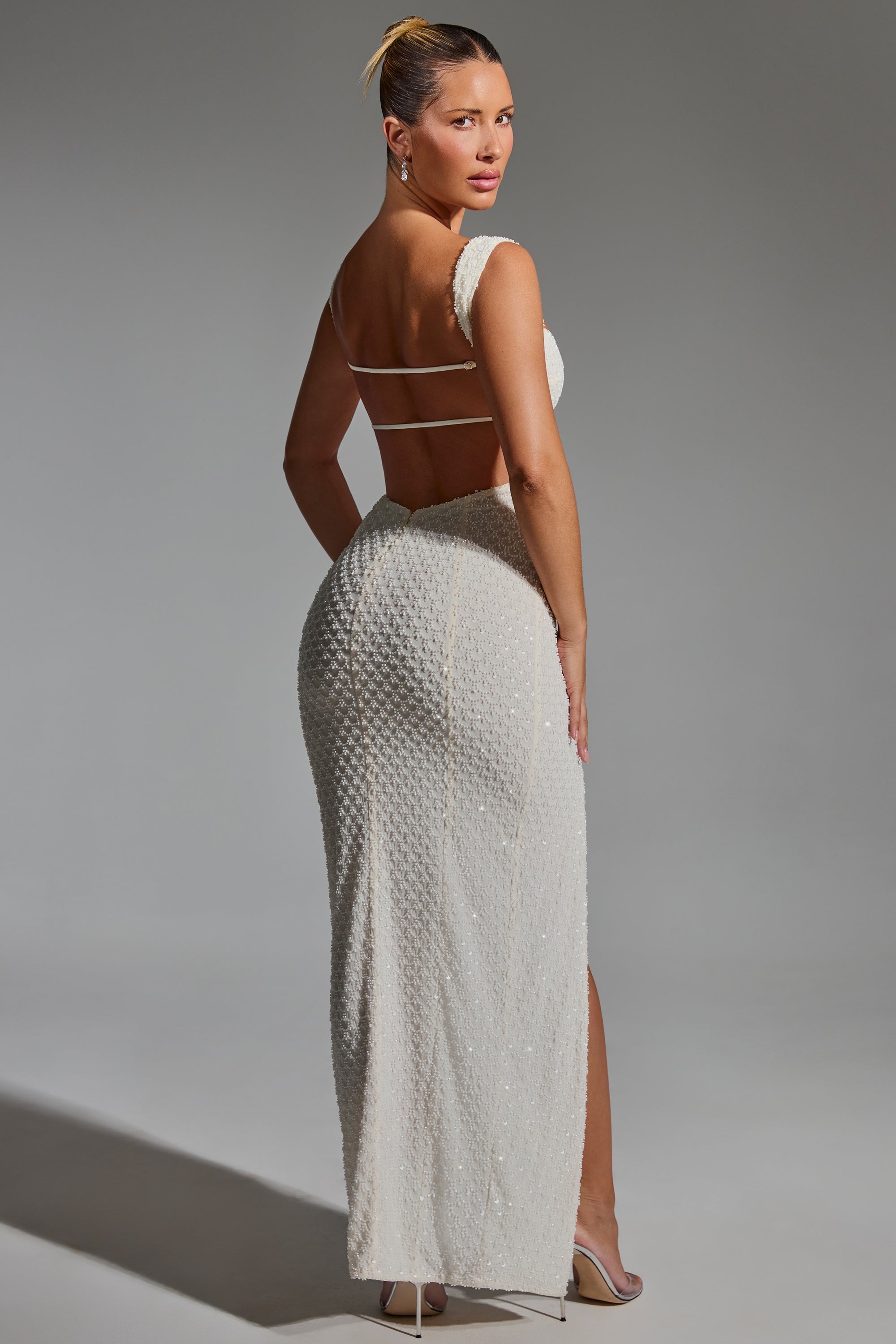 Embellished Open-Back Maxi Dress in White、mySite、solidvoid
