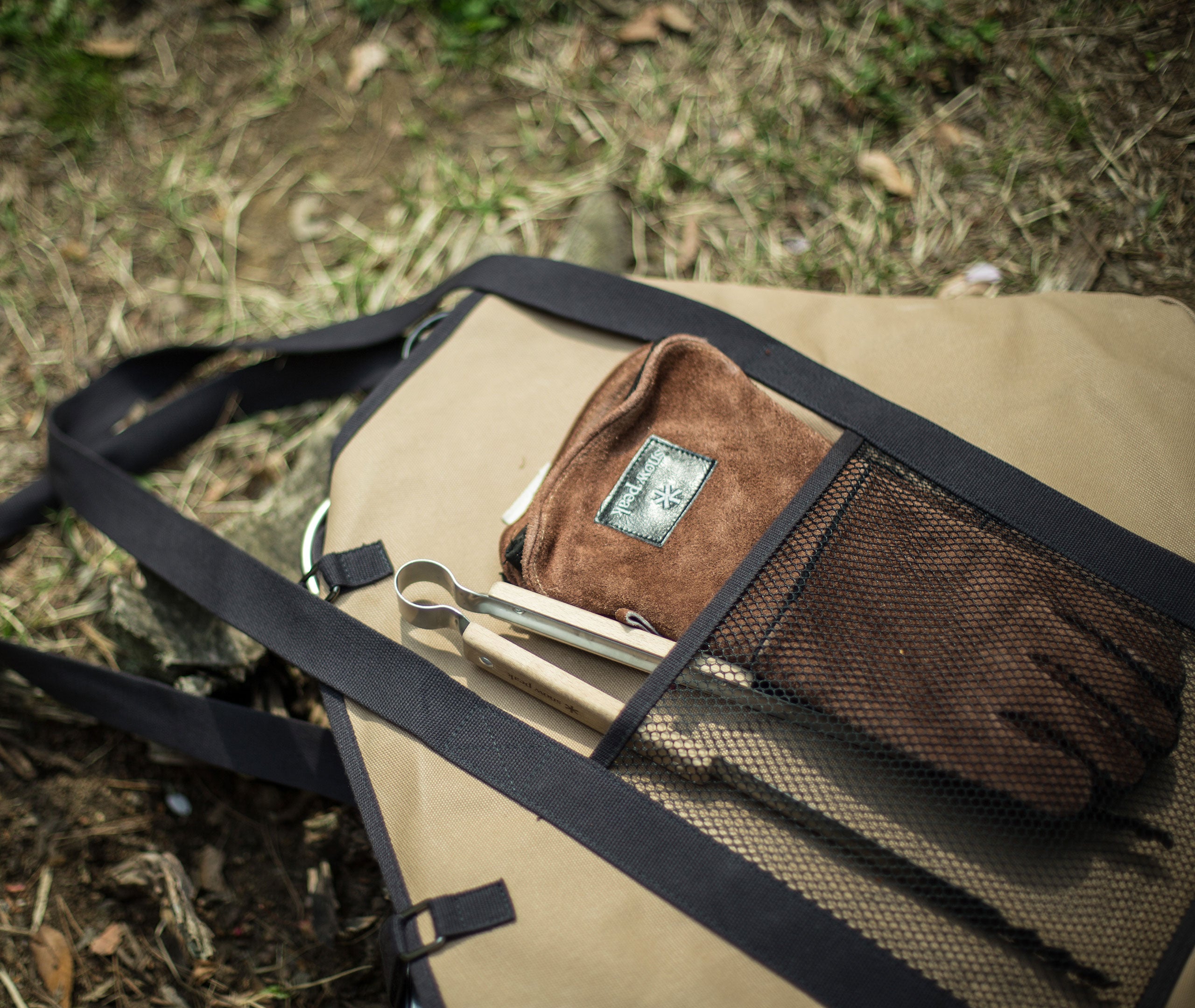 Pack & Carry Fireplace Canvas Bag - Large、mySite、topwebapps