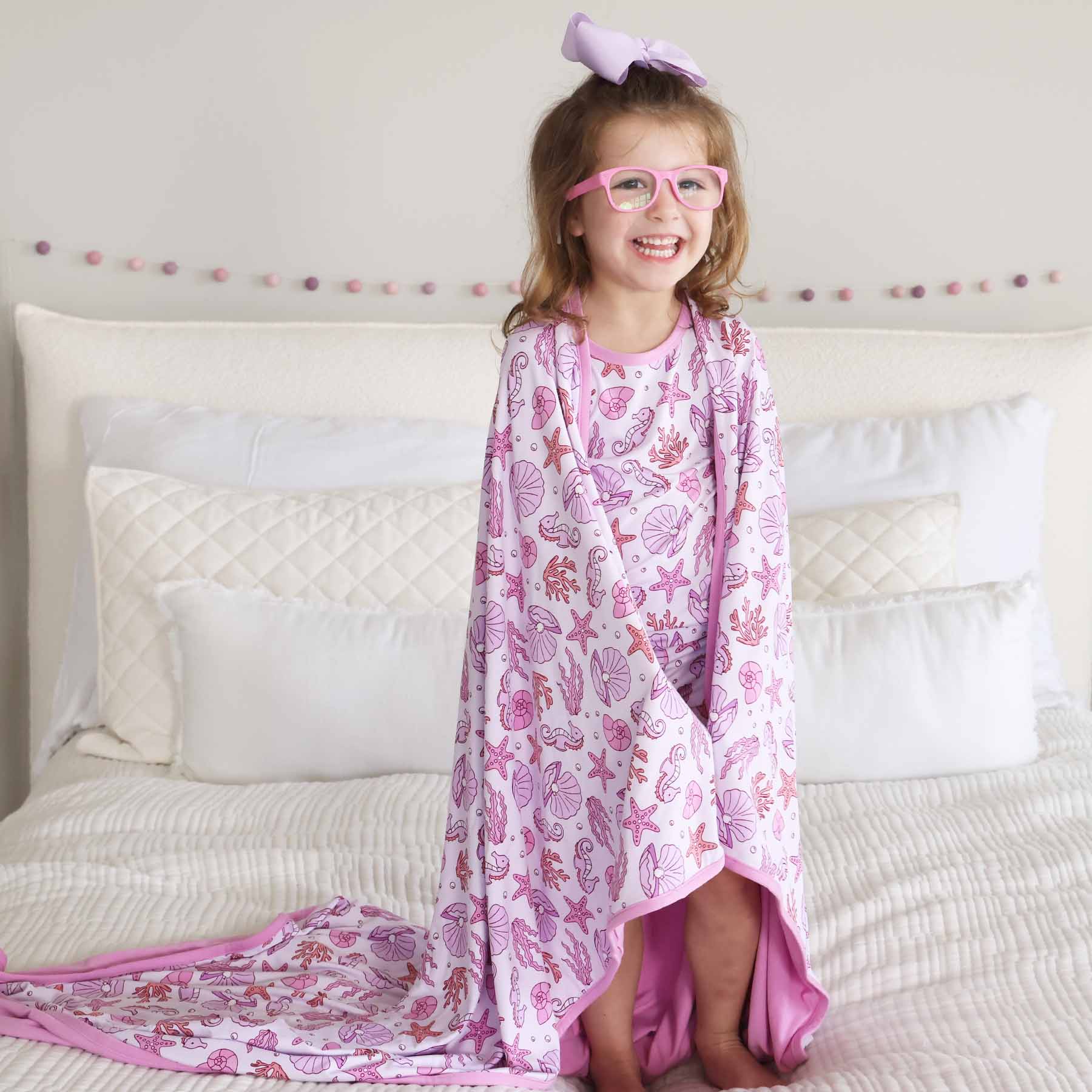  Tiny Tides Double Sided Bamboo Blanket | Pink、mySite、layawaytickets