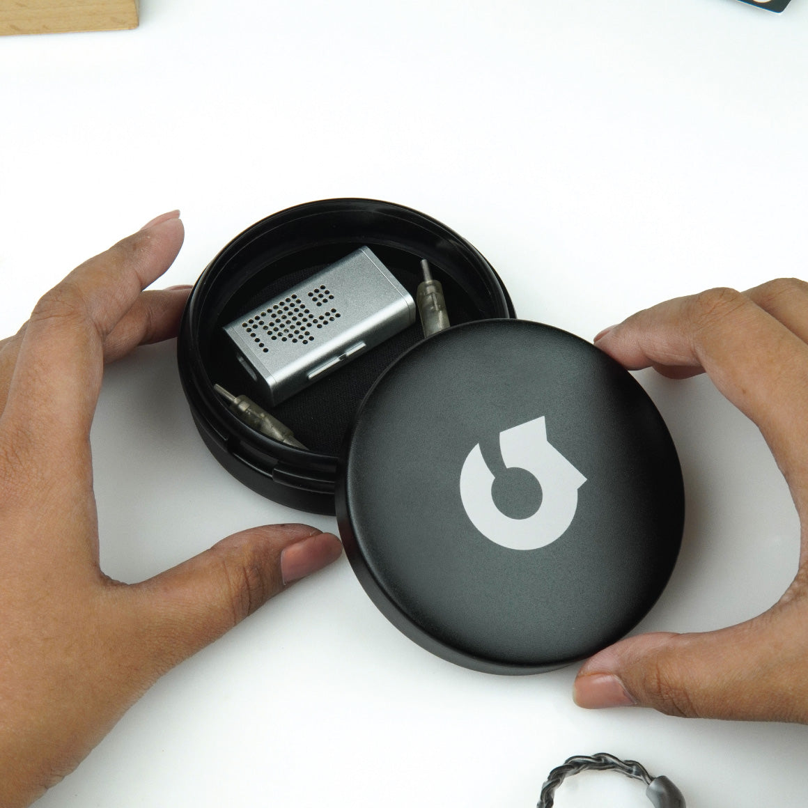  Headphone Zone - Fortress IEM Storage Case、mySite、merchandisen