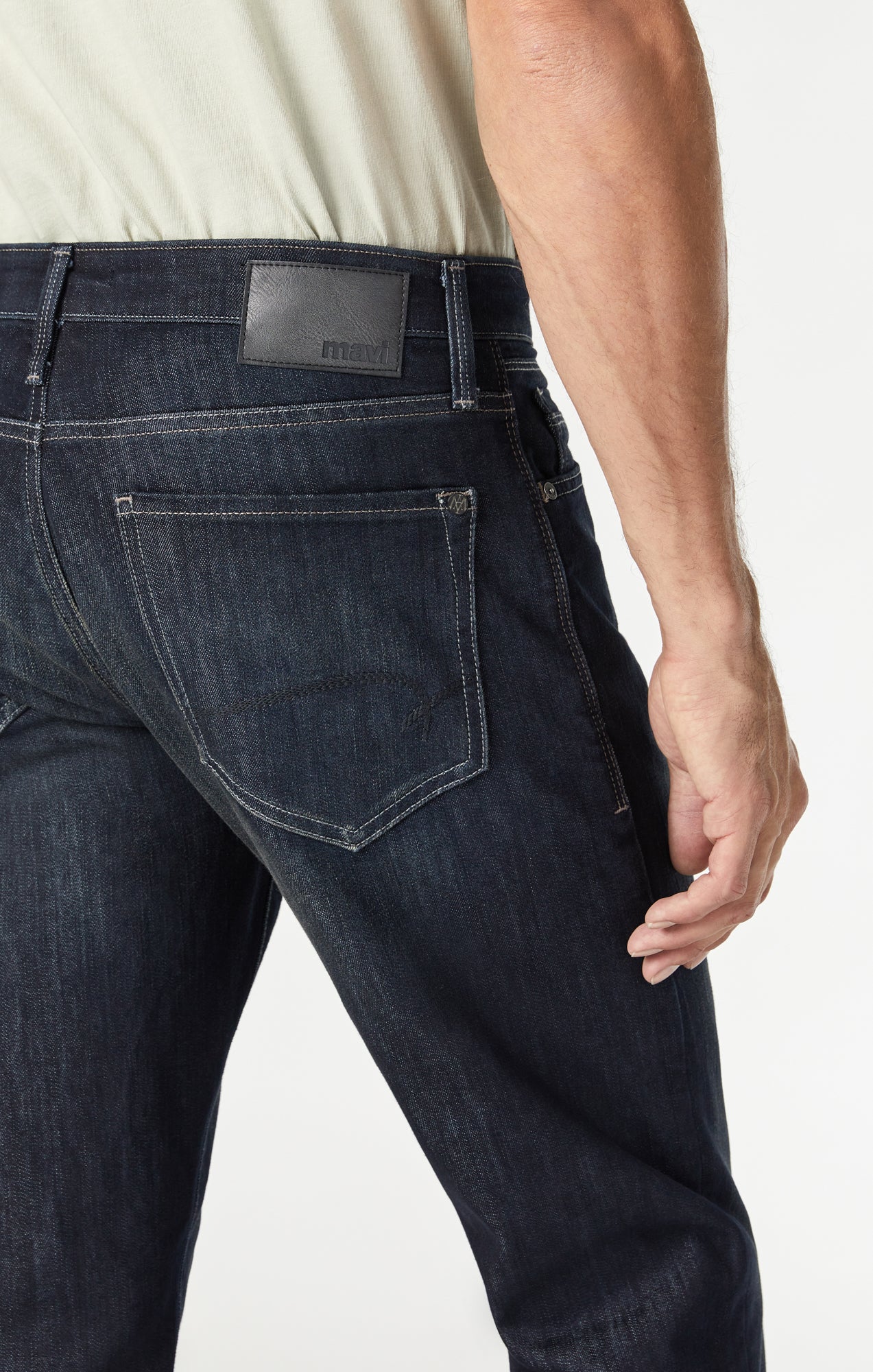 {product_title} - {shop_name}