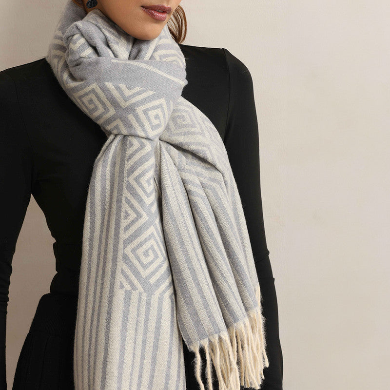 Woolen Printed Stole | Geometric Design | Grey、mySite、camillekostekn