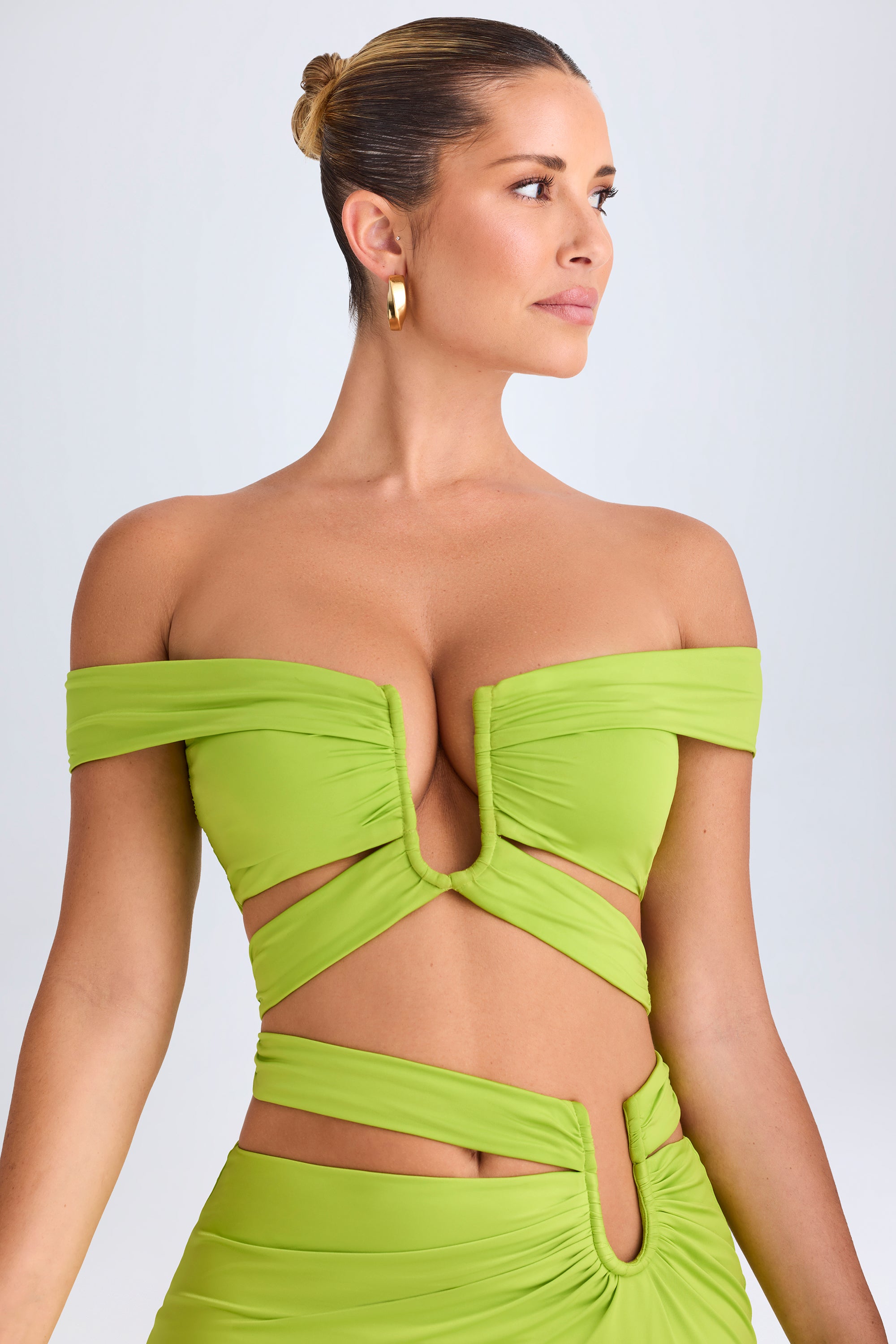 Cut-Out Off-Shoulder Crop Top in Lime Green、mySite、solidvoid