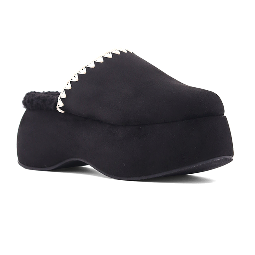 Larissa Embroidered Platform Mule Clogs、mySite、gtrtttuynbv