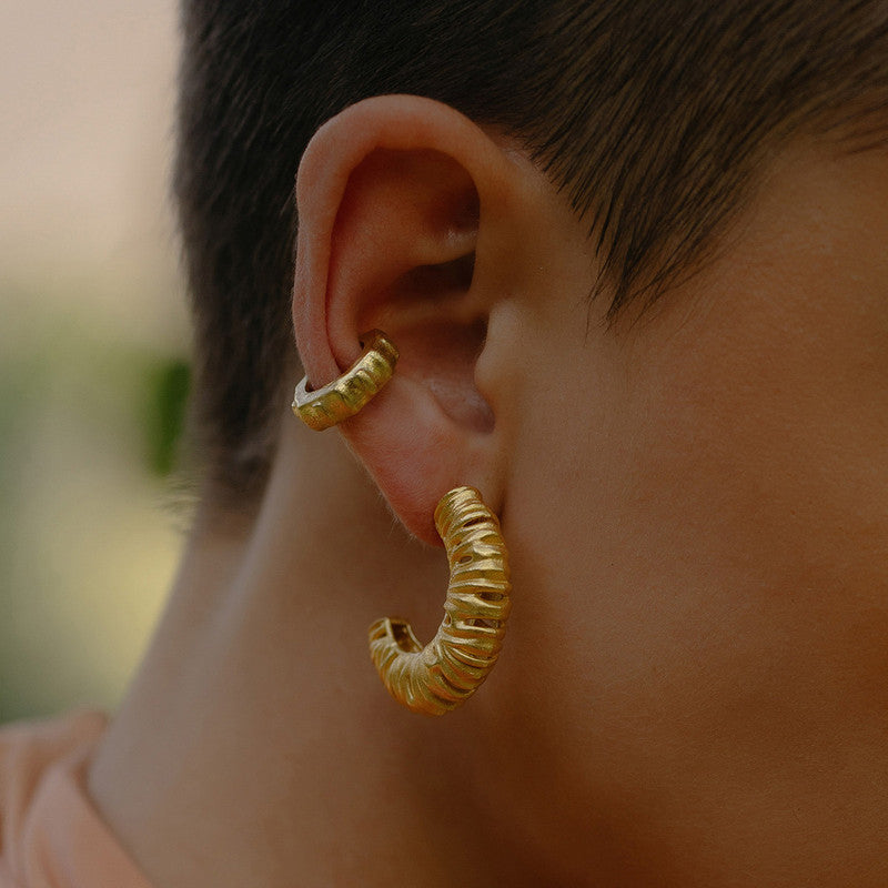 Molten Textured Ear Cuff | 14K Gold Plated、mySite、camillekostekn
