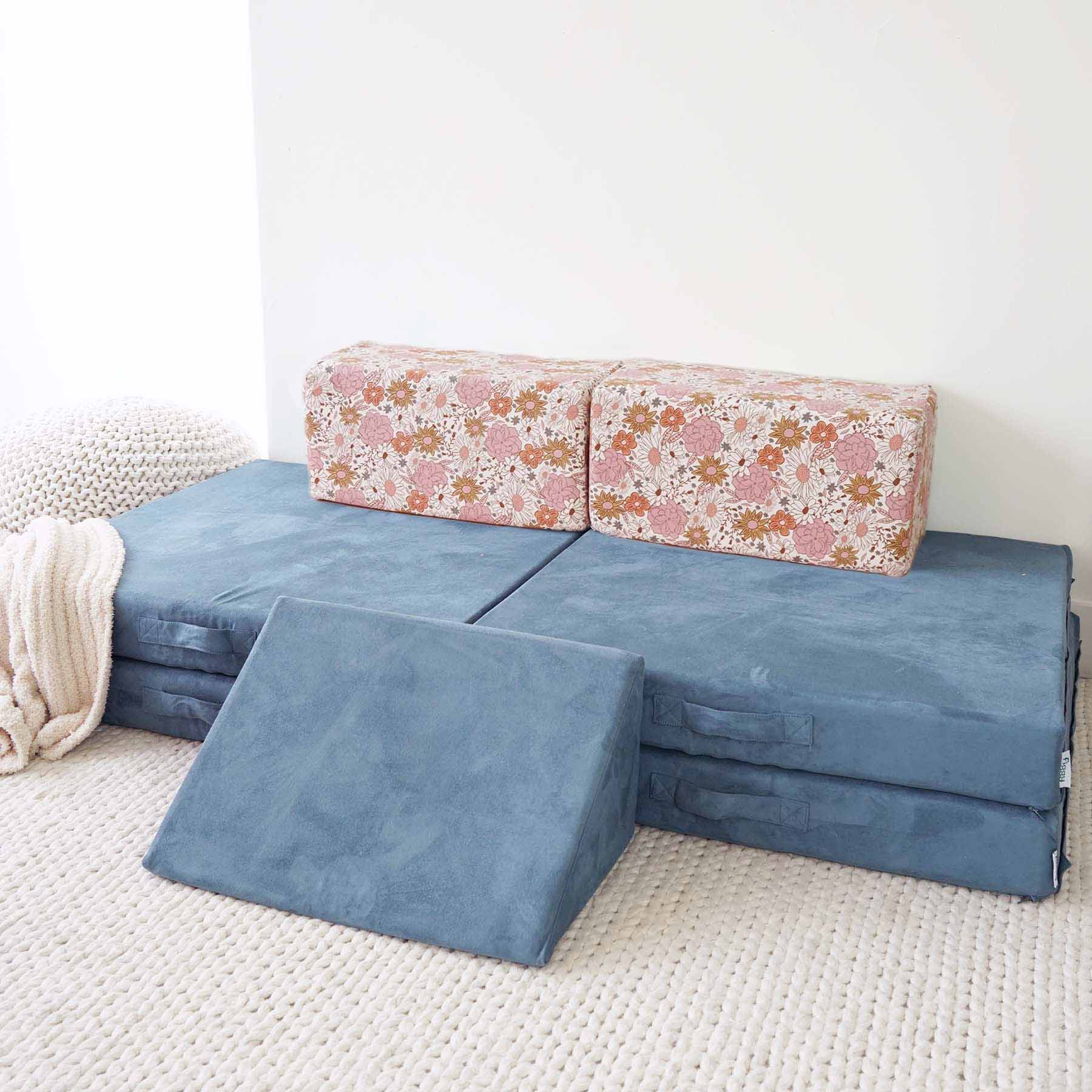  The Figgy Play Couch (7 pc) with Wedge X Caden Lane、mySite、layawaytickets