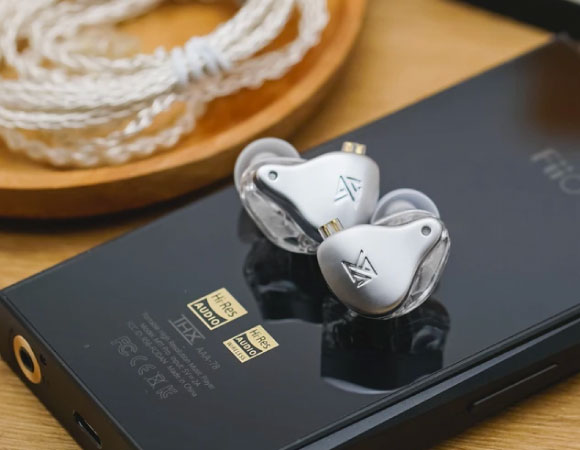 Headphone-Zone-KZ-AST