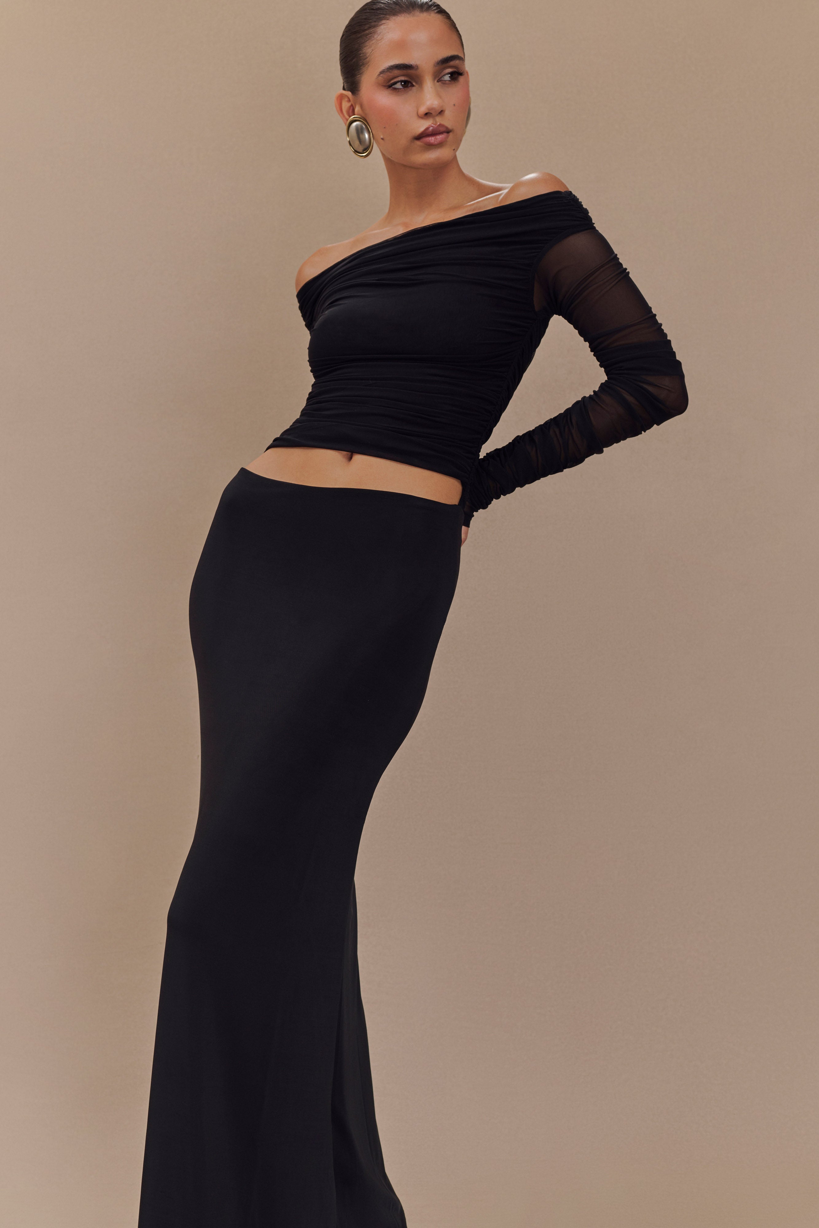 Darla Mesh And Slinky Off Shoulder Maxi Dress - Black、mySite、solidvoid