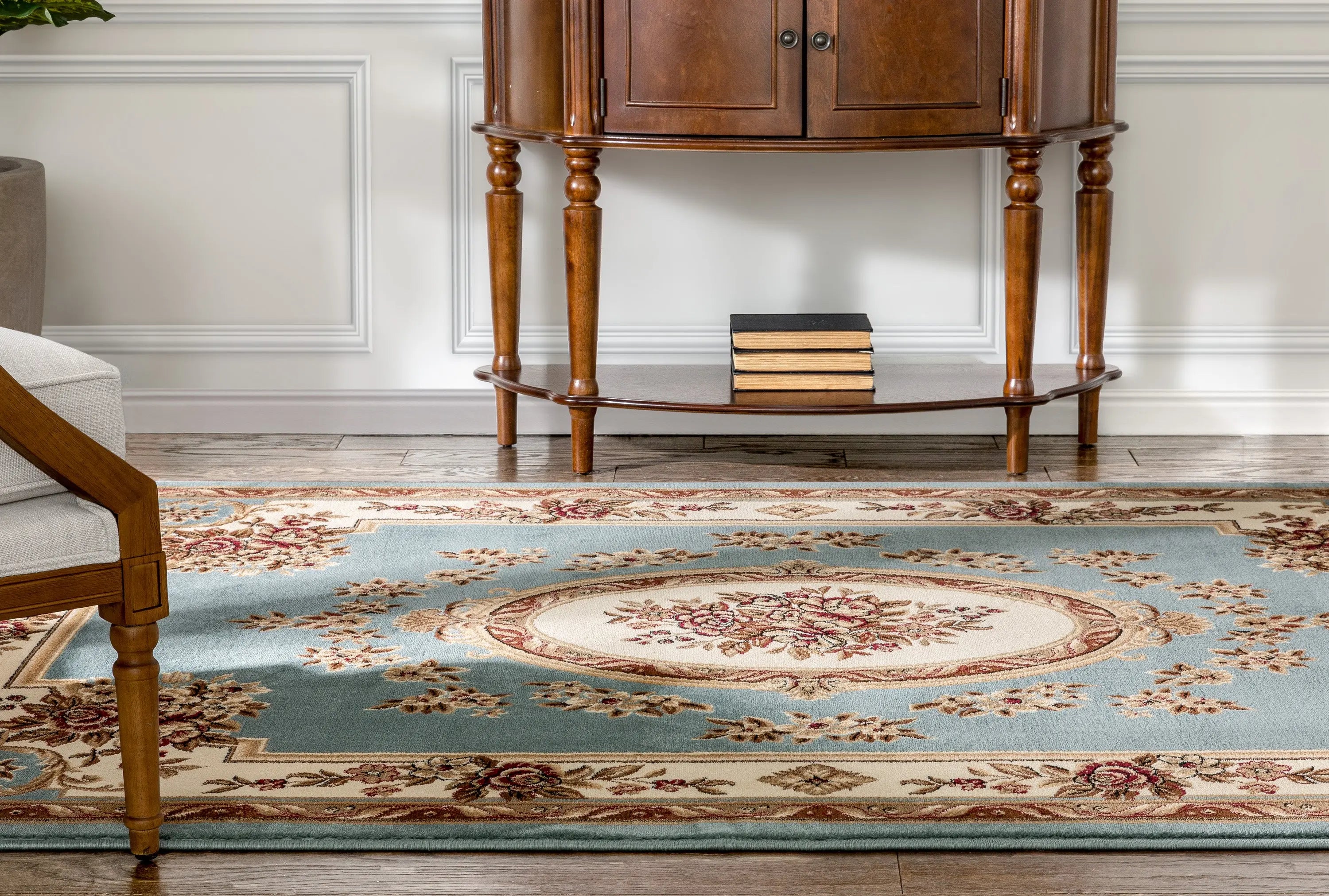 Le Petit Palais Light Blue Traditional Rug、mySite、gigharbornorthrealestate