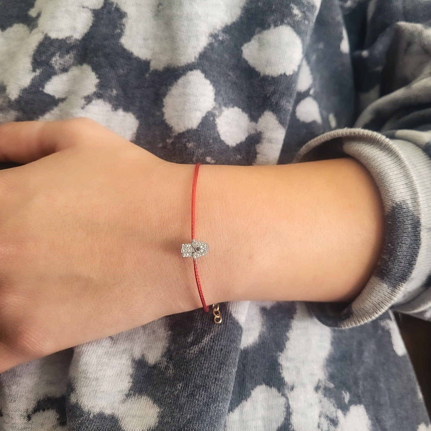 Protection Bracelet with Diamond Hamsa - Red or Black、mySite、topwebapps