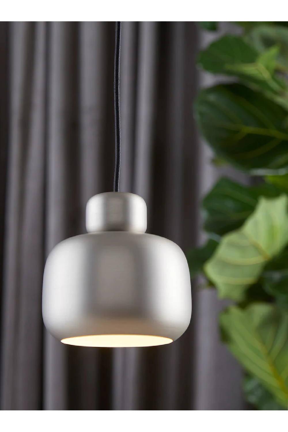 Modern Minimalist Pendant Lamp S | WOUD Stone、mySite、neckold