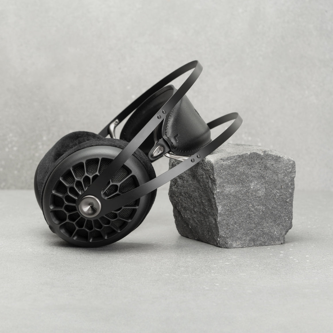  Meze - 105 AER、mySite、merchandisen