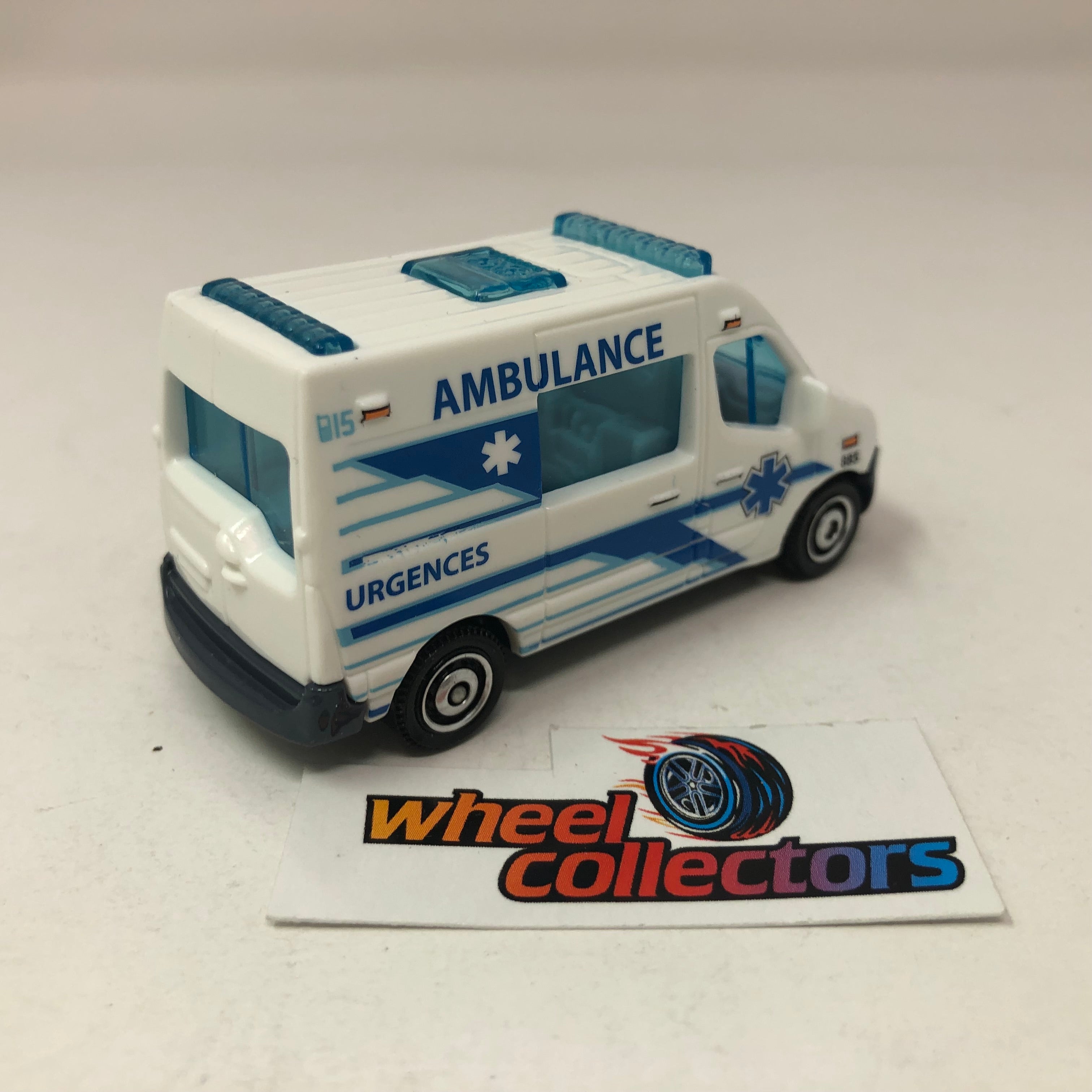 Renault Master Ambulance * White / Blue * Matchbox Global Series Loose 1:64 Scale、mySite、hgirdovlk