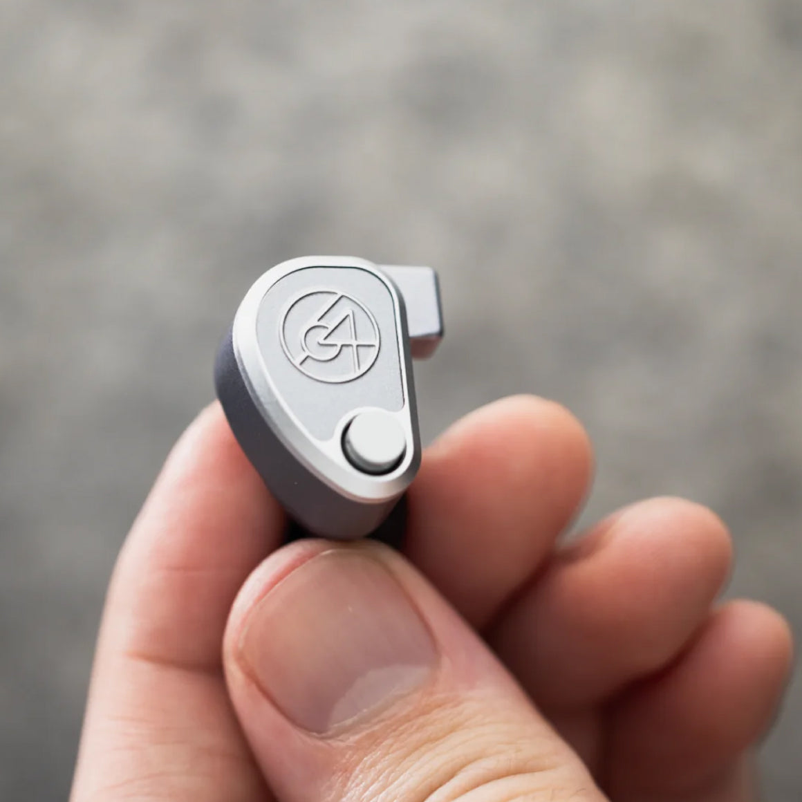  64 Audio - U12t 2025、mySite、merchandisen