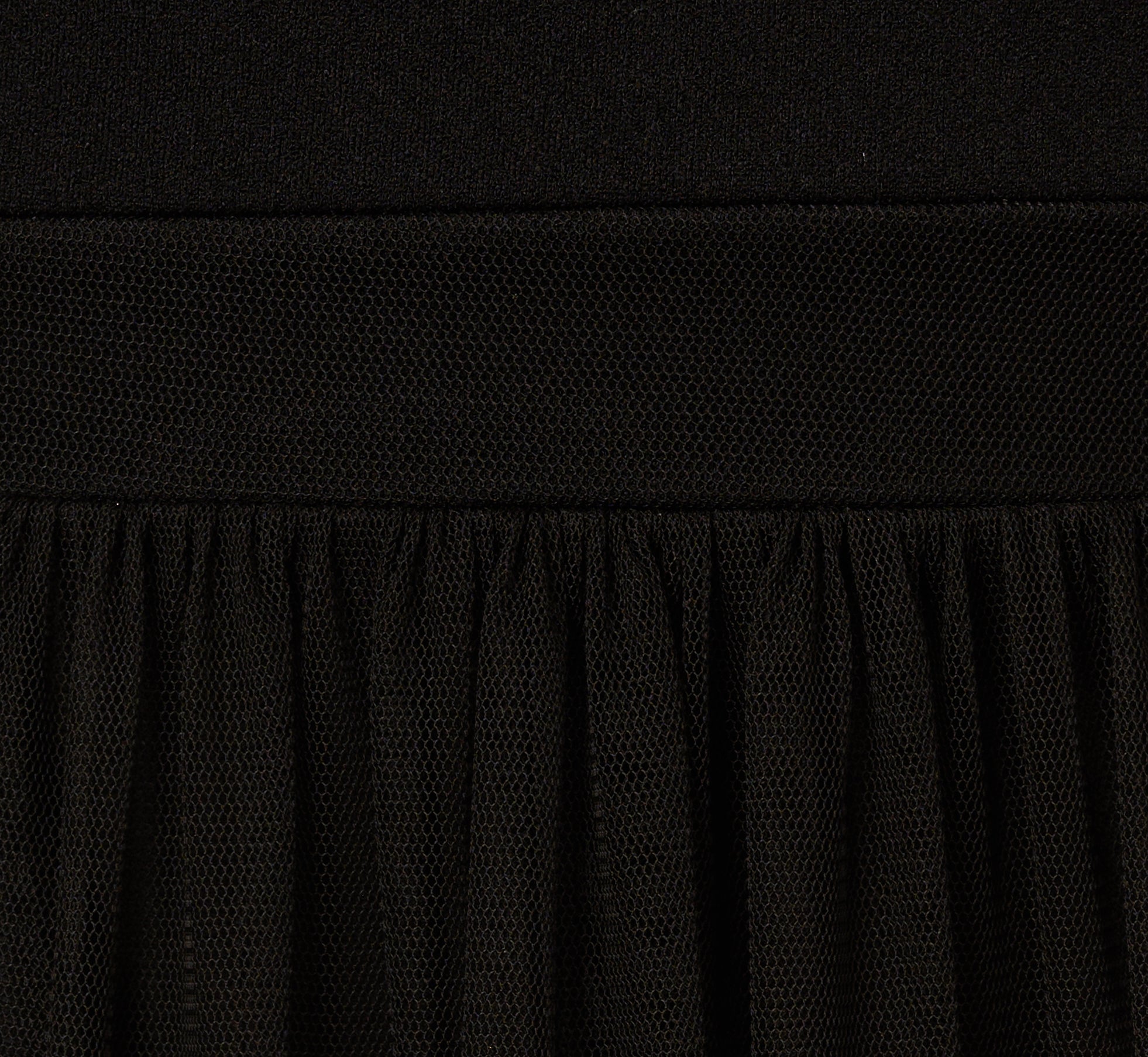 Sleeveless Notch Neck Tiered Mesh Gown In Black、mySite、solidvoid