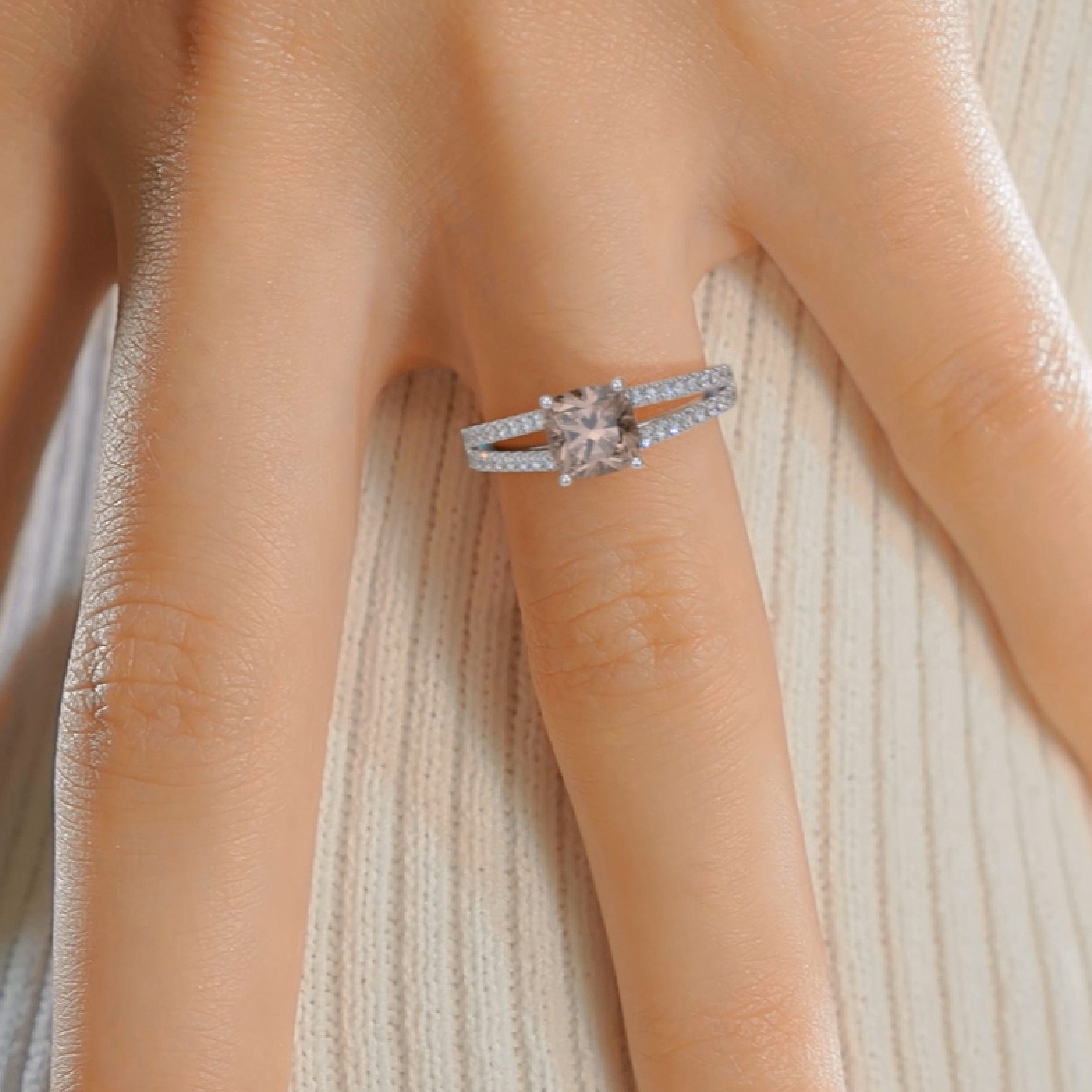 Sadie Champagne Gemstone & Diamonds Ring (2 Carat) -18K White Gold、mySite、hinf8tx79