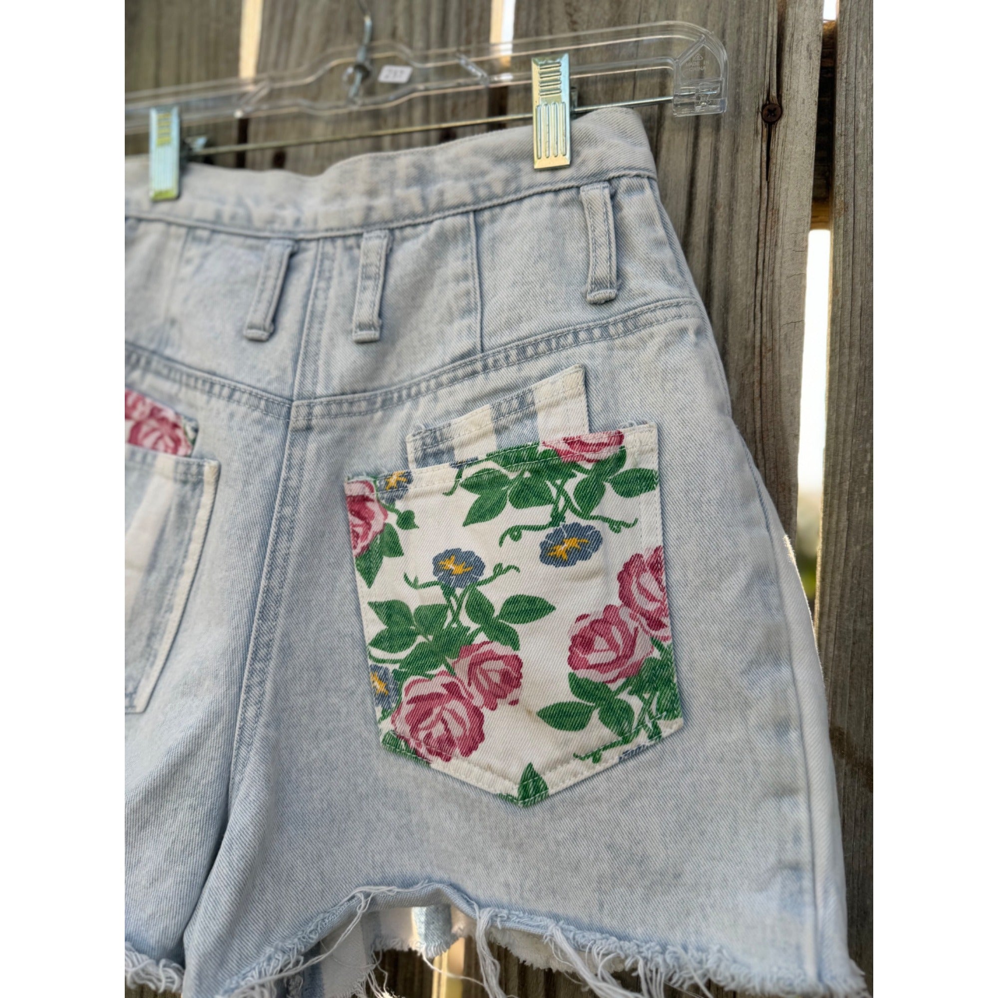 90's Nuovo Floral Striped High Rise Cut Off Raw Hem Denim Jean Shorts 3、mySite、garagedoors4me