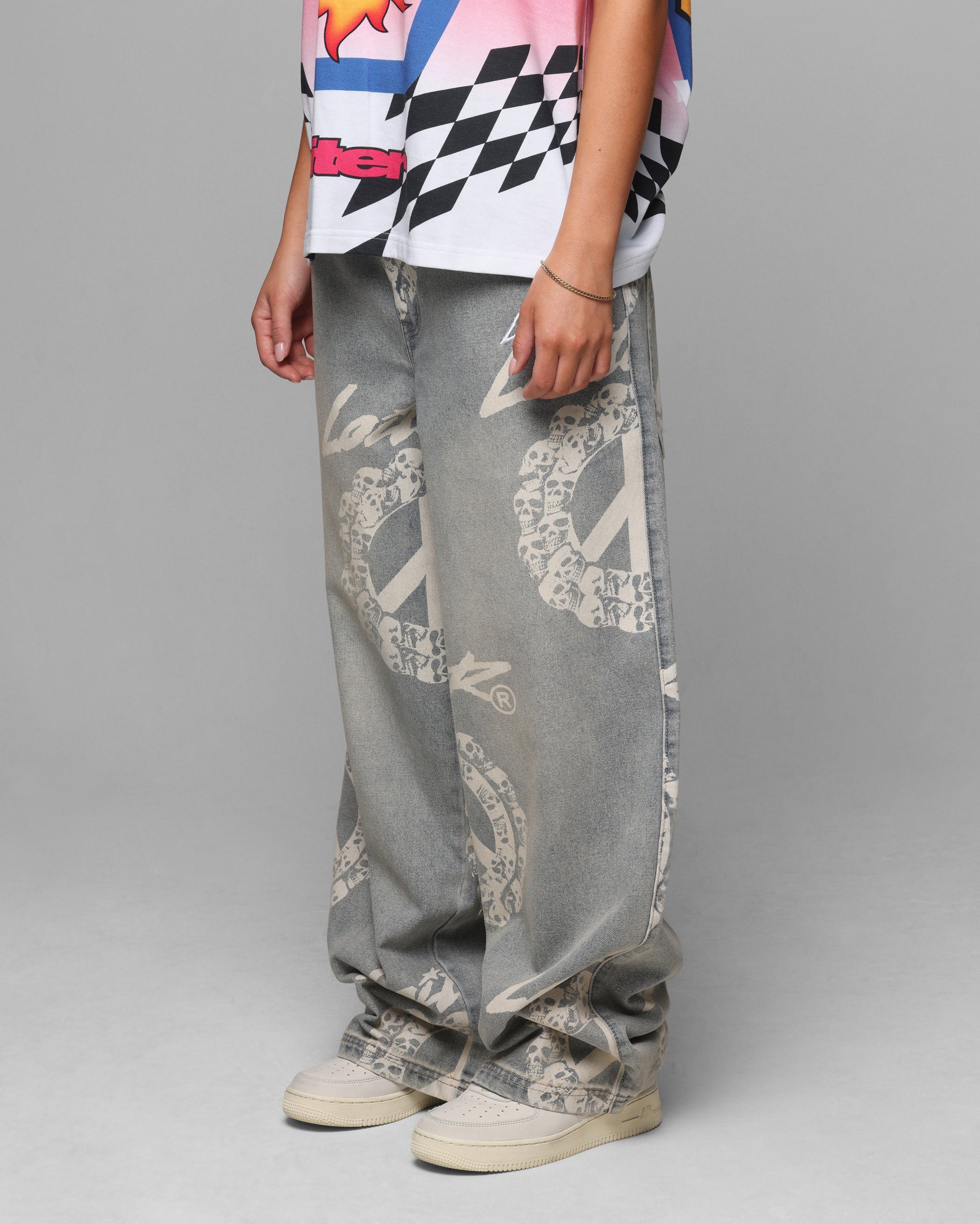 {product_title} - {shop_name}