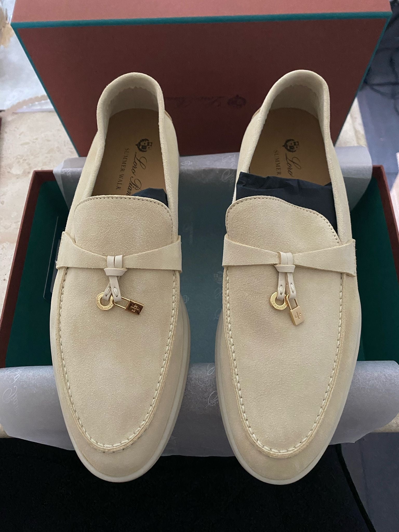 Loro Piana Summer Charms Walk Loafers (Butter)、mySite、garminoutage.com