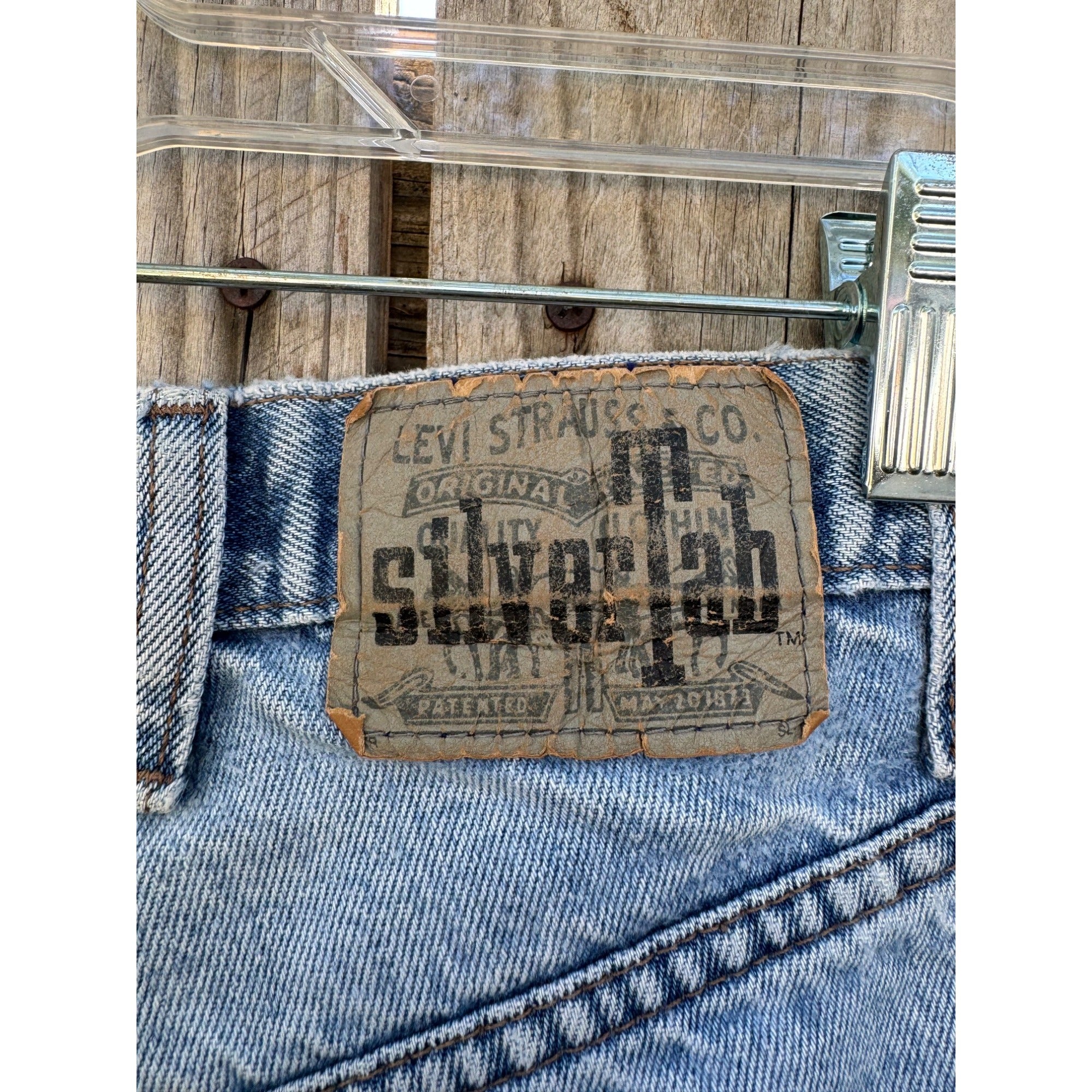 90's Levi's silverTab Medium Wash Cut Off Raw Hem Denim Jean Shorts 32、mySite、garagedoors4me
