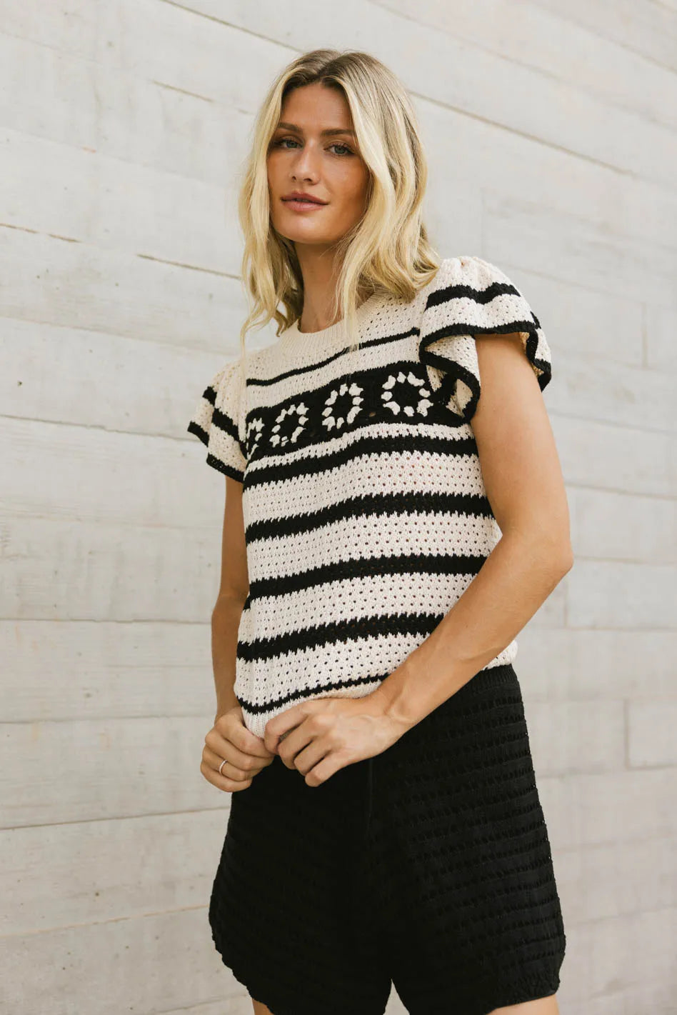 {product_title} - {shop_name}