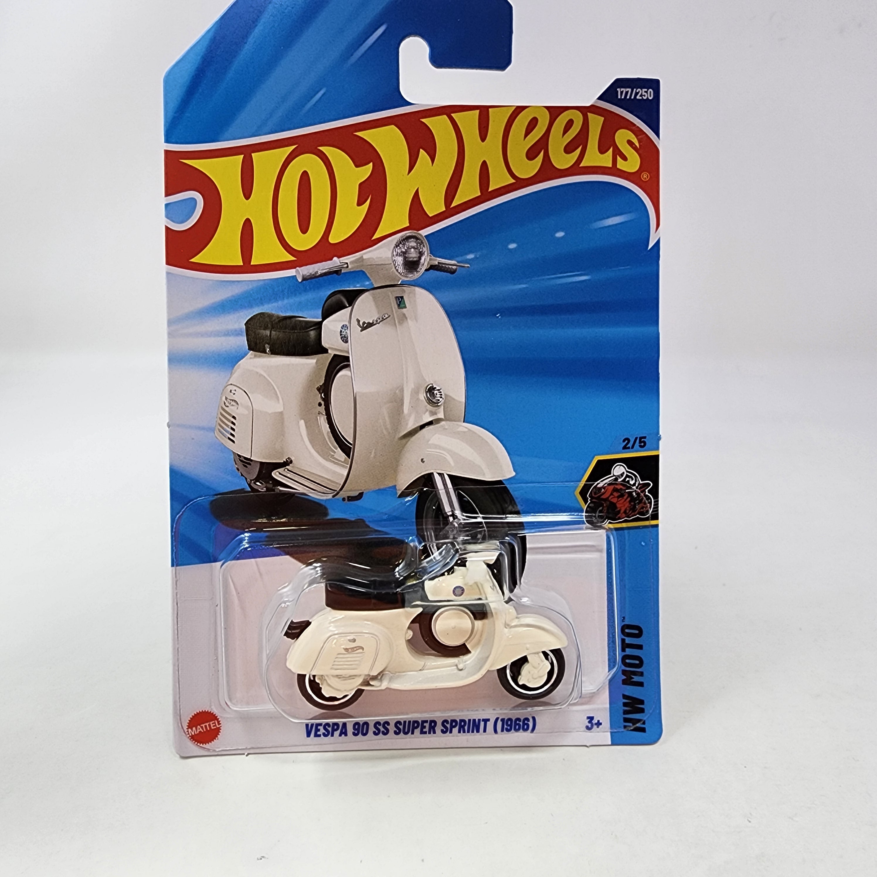 Vespa 90 SS Super Sprint 1966 #177 * White * 2025 Hot Wheels NEW! Case K、mySite、hgirdovlk
