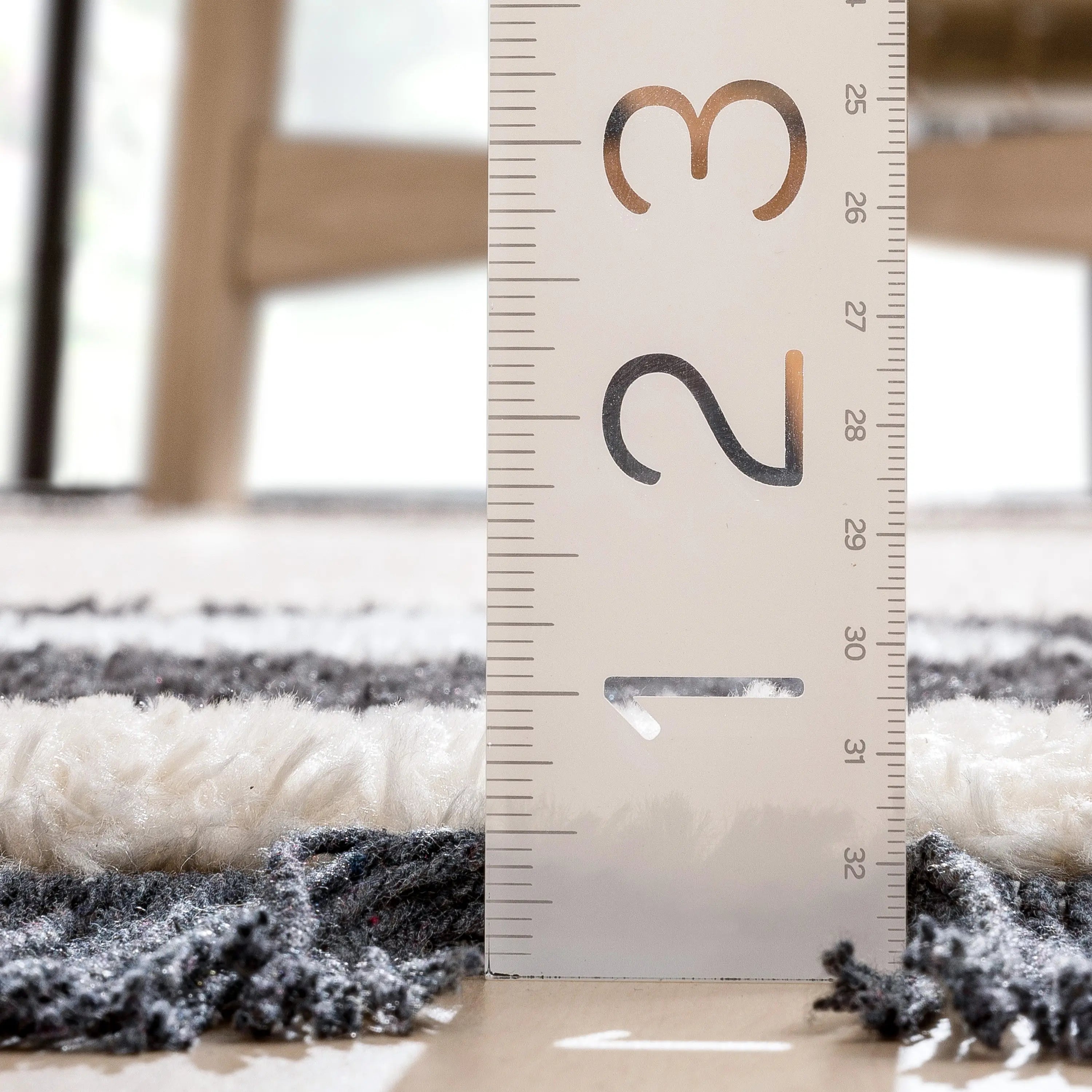 Una Moroccan Diamond Medallion Pattern Grey High-Low Textured Pile Rug、mySite、gigharbornorthrealestate