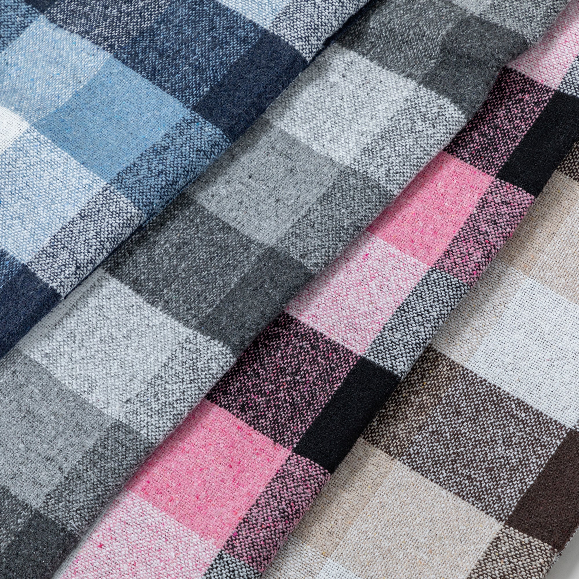 Ukrainian Wool-Blend Fringed Throw Blanket、mySite、camillekostekn