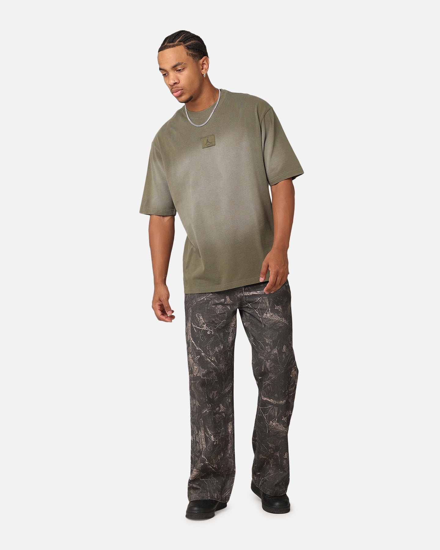 {product_title} - {shop_name}