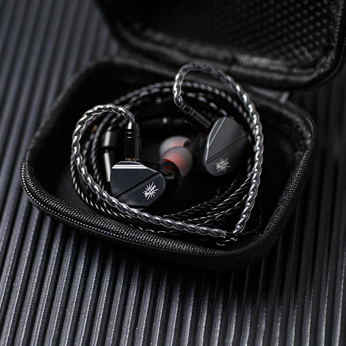  Kiwi Ears - Canta、mySite、merchandisen