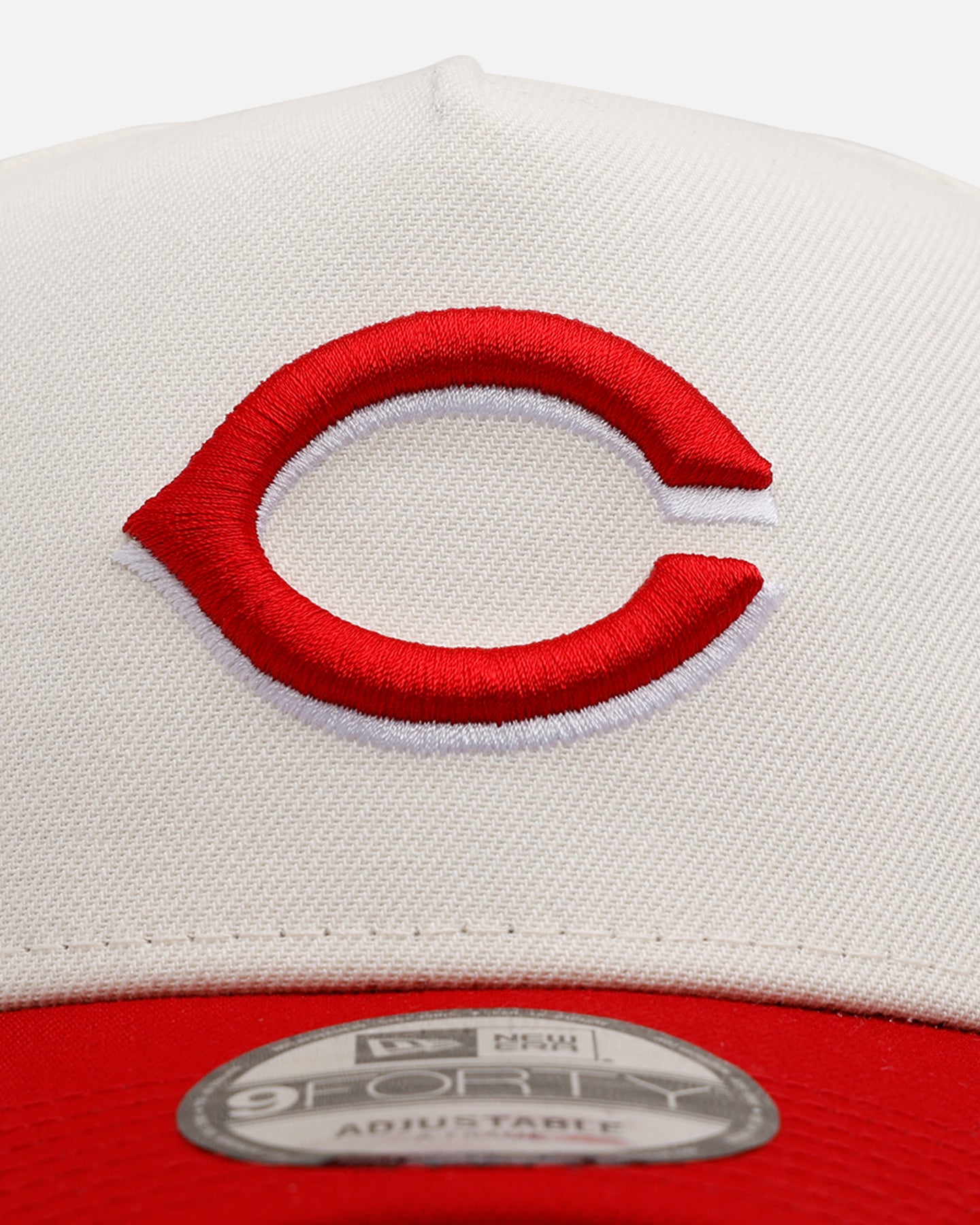 New Era Cincinnati Reds 'Team Color Visor' 9FORTY A-Frame Snapback Chrome/Official Team Color、mySite、zt4zffjzw