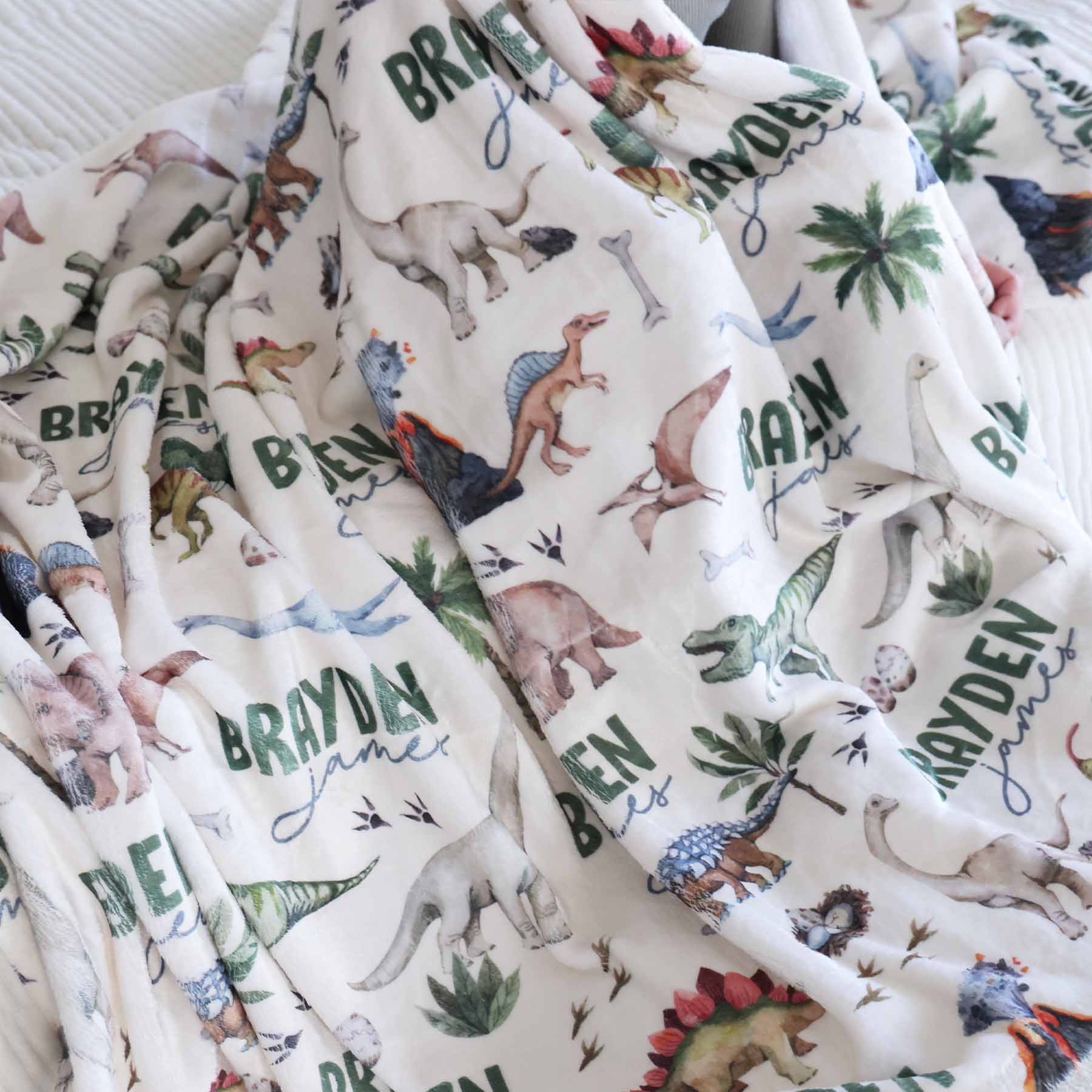  Dino Tracks Personalized Kids Blanket、mySite、layawaytickets