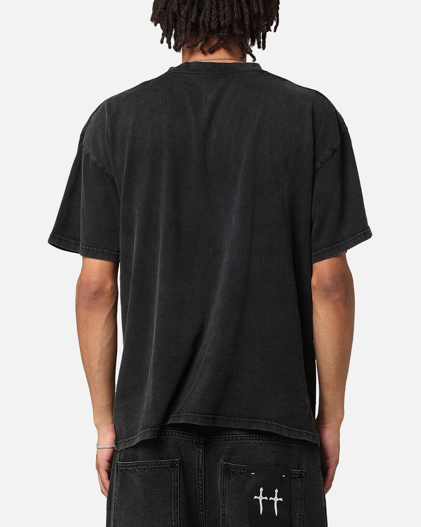 {product_title} - {shop_name}