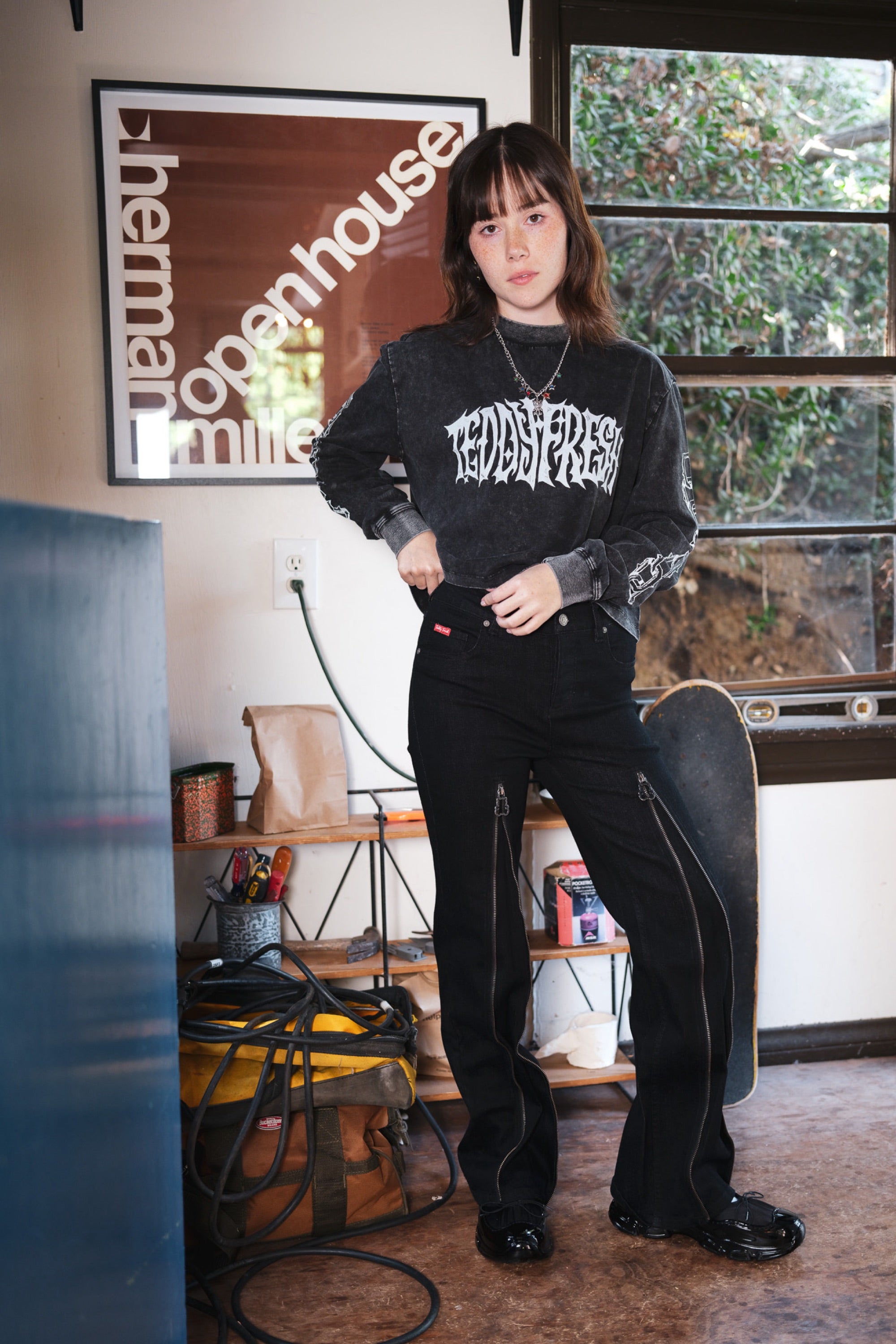 {product_title} - {shop_name}