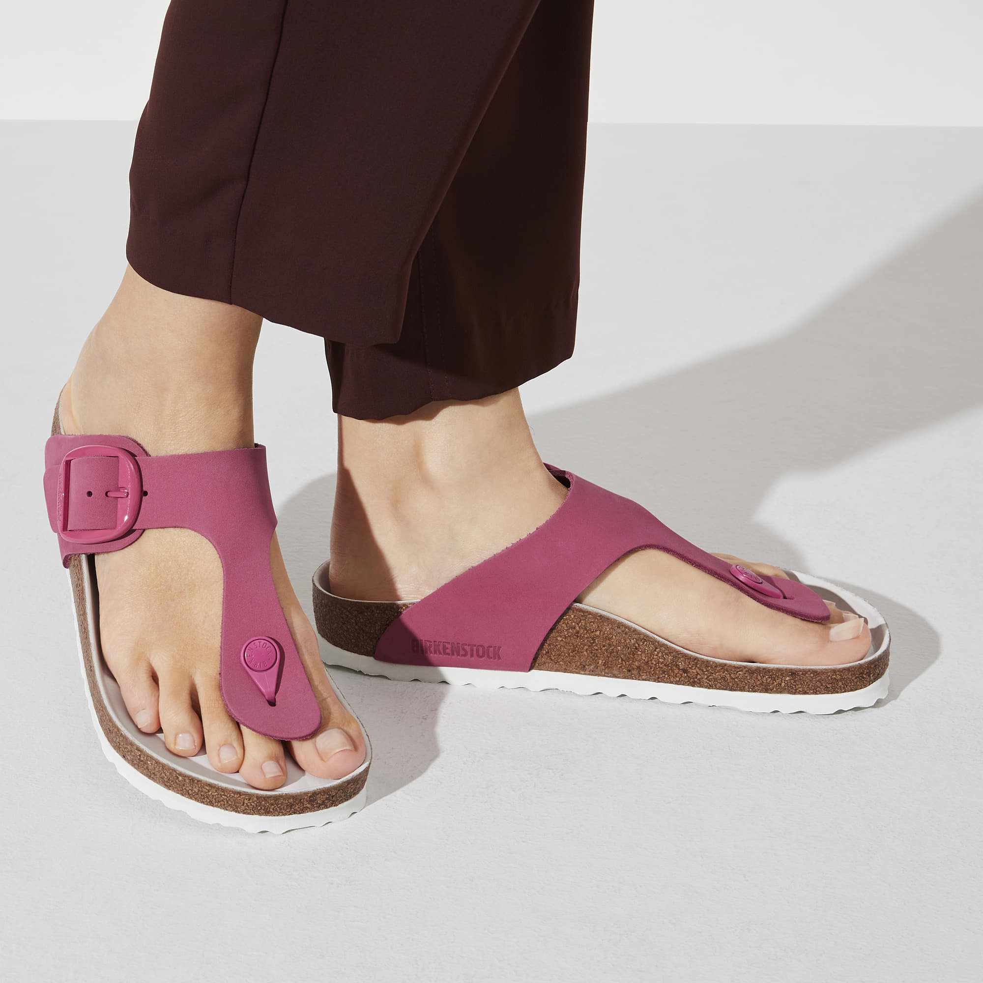 Gizeh Big Buckle Nubuck Leather、mySite、gtrtttuynbv