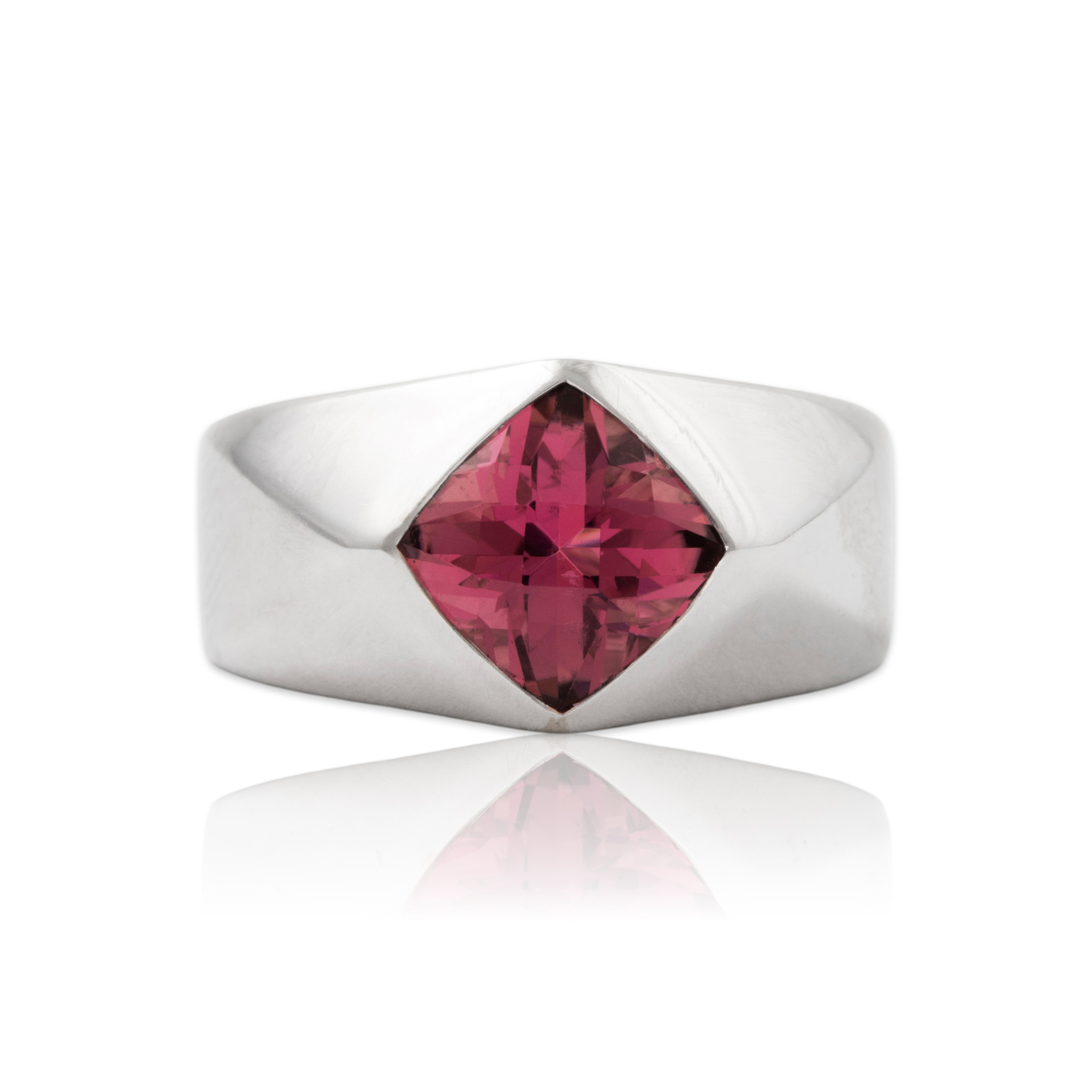 Chanel French 18k White Gold 2.43ct Pink Tourmaline Statement Ring 4.75、mySite、hinf8tx79