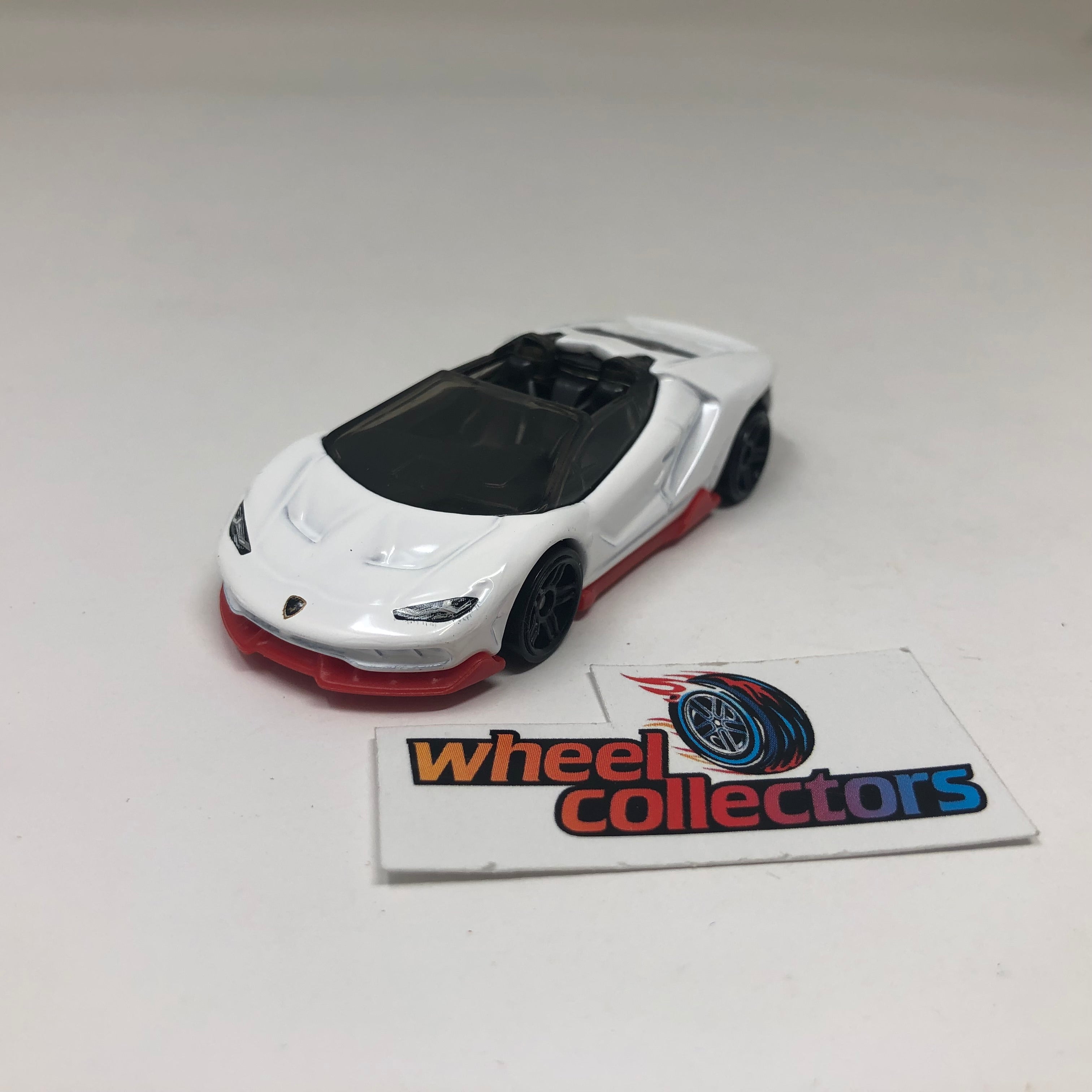 '16 Lamborghini Centenario Roadster * White * Hot Wheels Loose 1:64 Scale、mySite、hgirdovlk