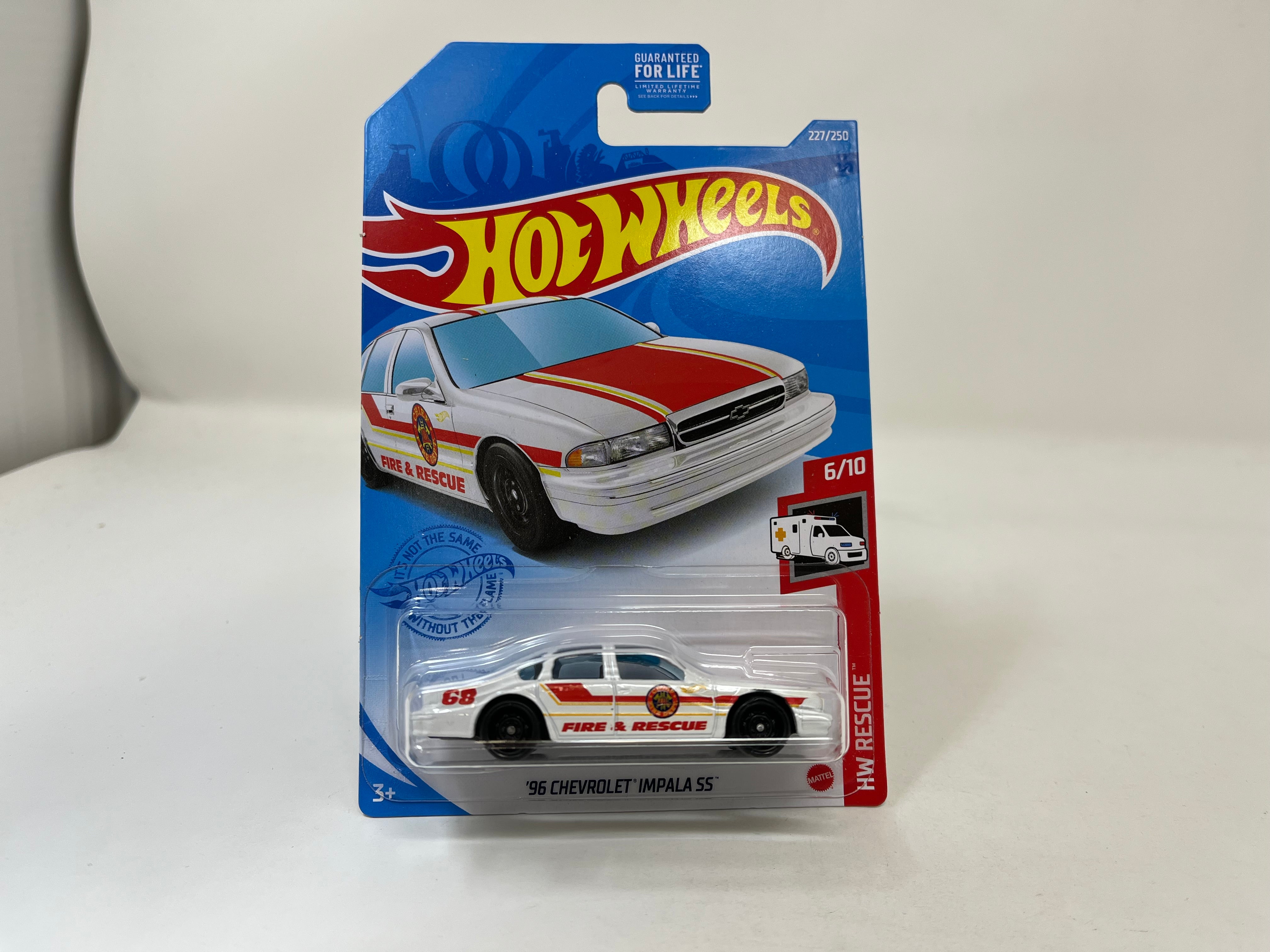 '96 Chevrolet Impala SS #227 * White * 2021 Hot Wheels USA Card、mySite、hgirdovlk