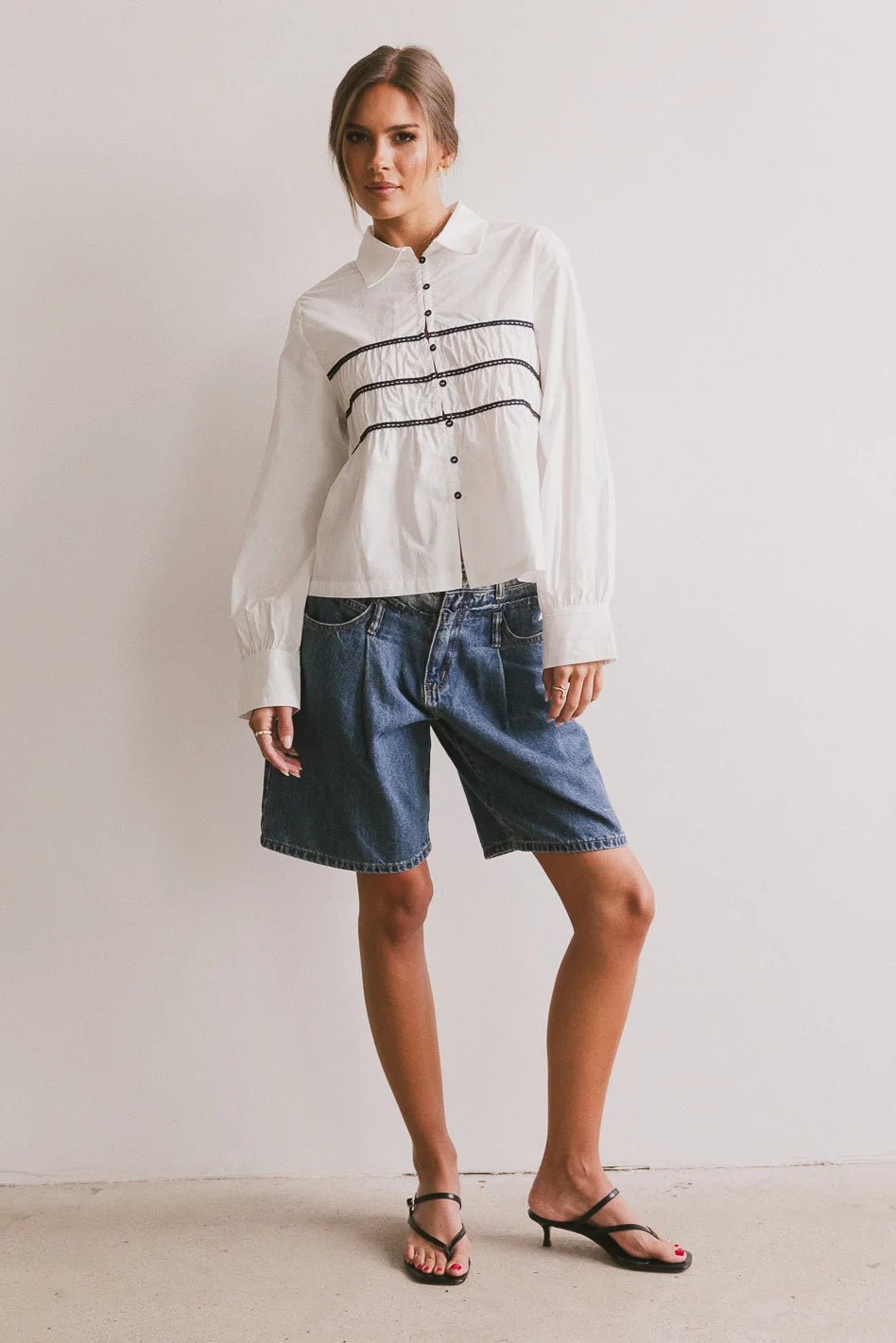 {product_title} - {shop_name}