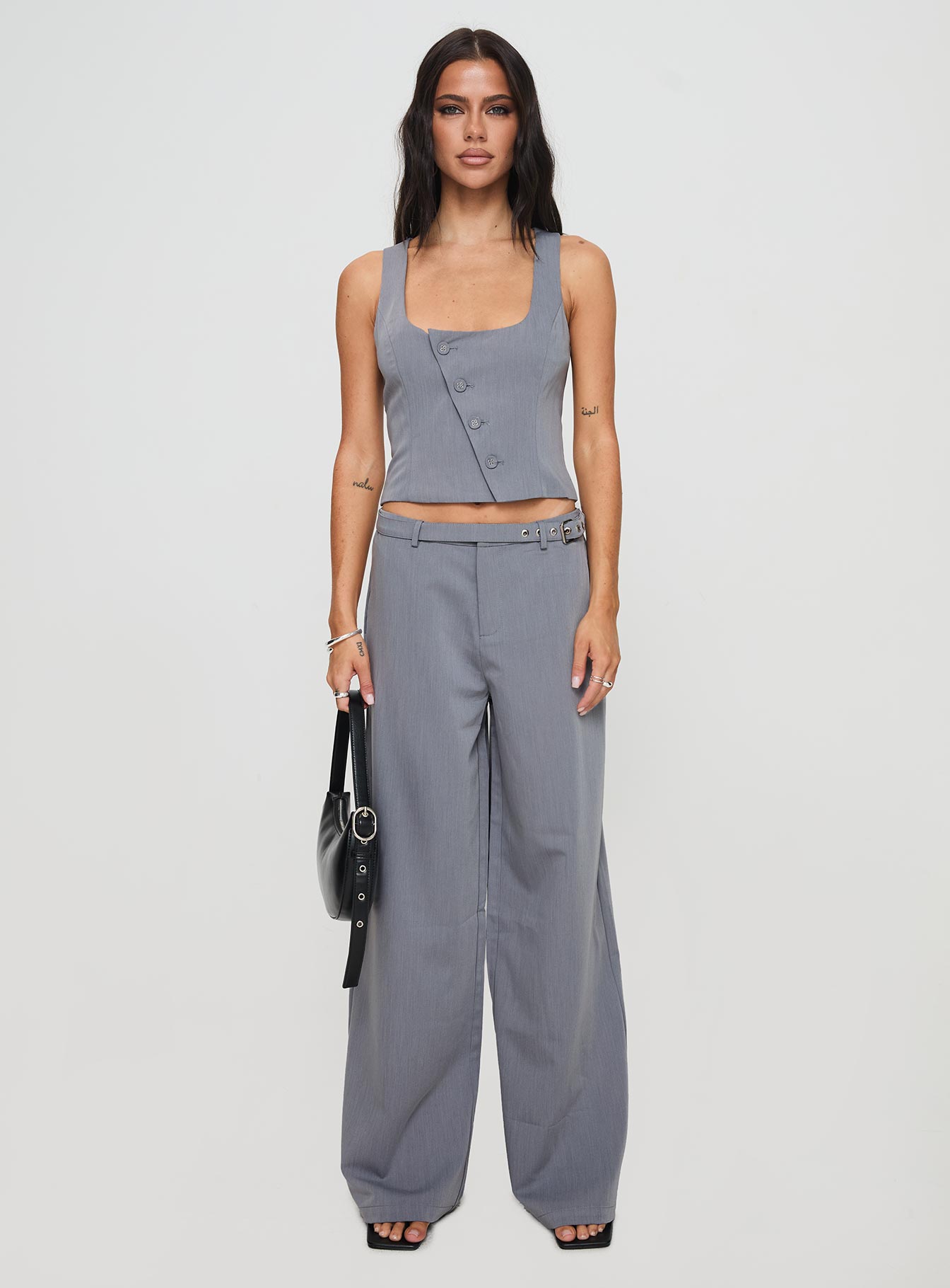 Airi Top Charcoal、mySite、solidvoid