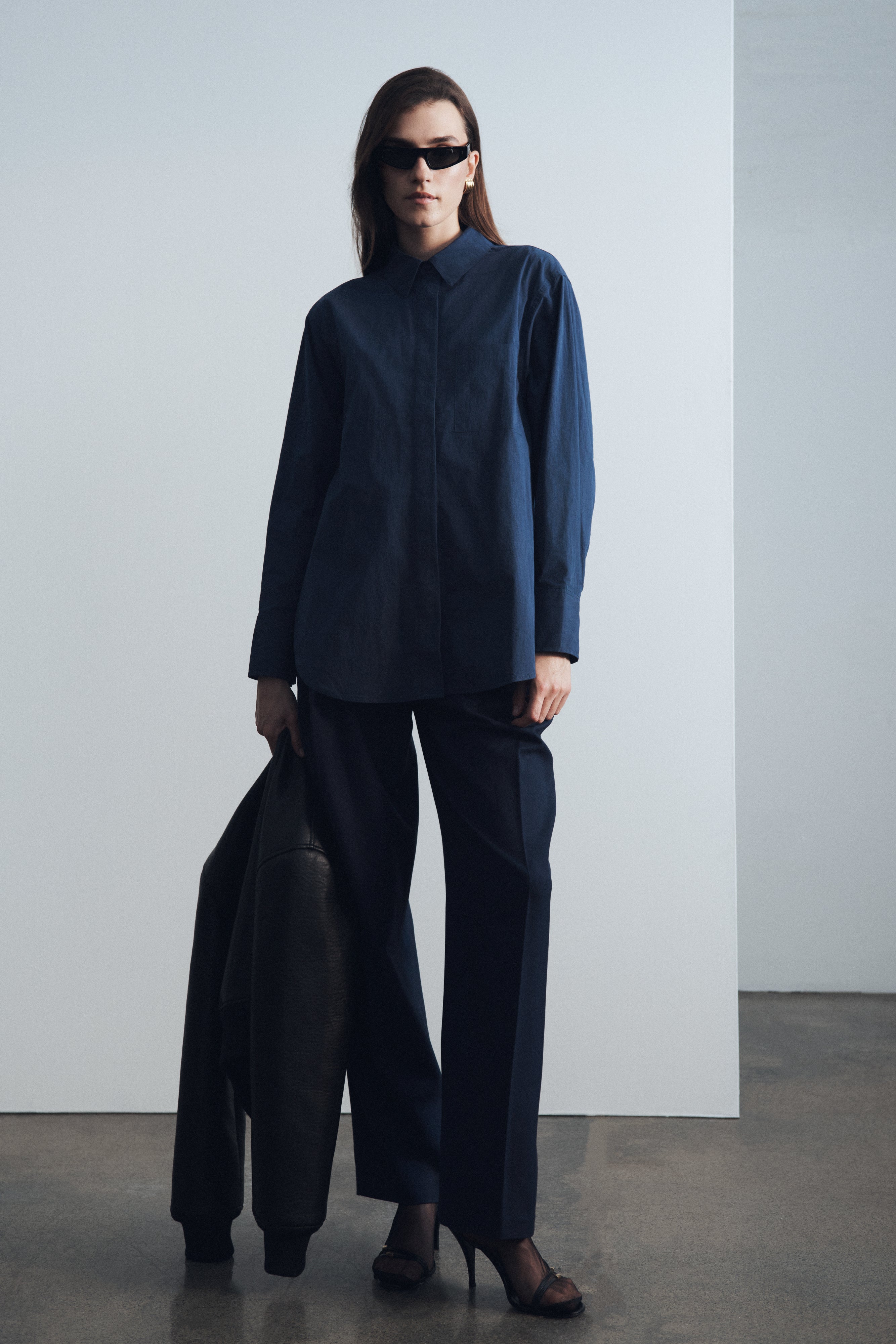 Campbell Cotton Oversized Shirt - Navy、mySite、solidvoid