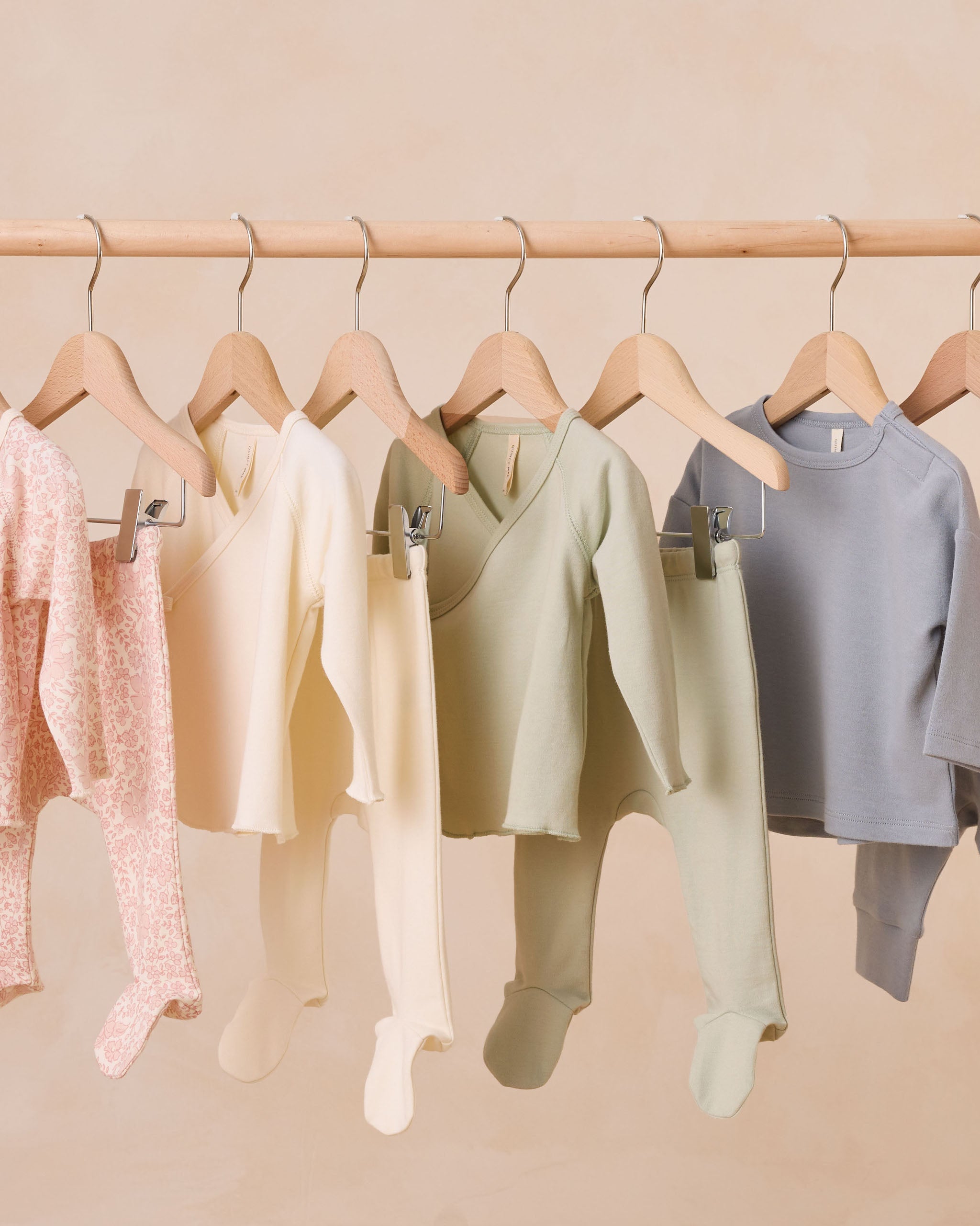  Wrap Top + Footed Pant Set || Ivory、mySite、layawaytickets