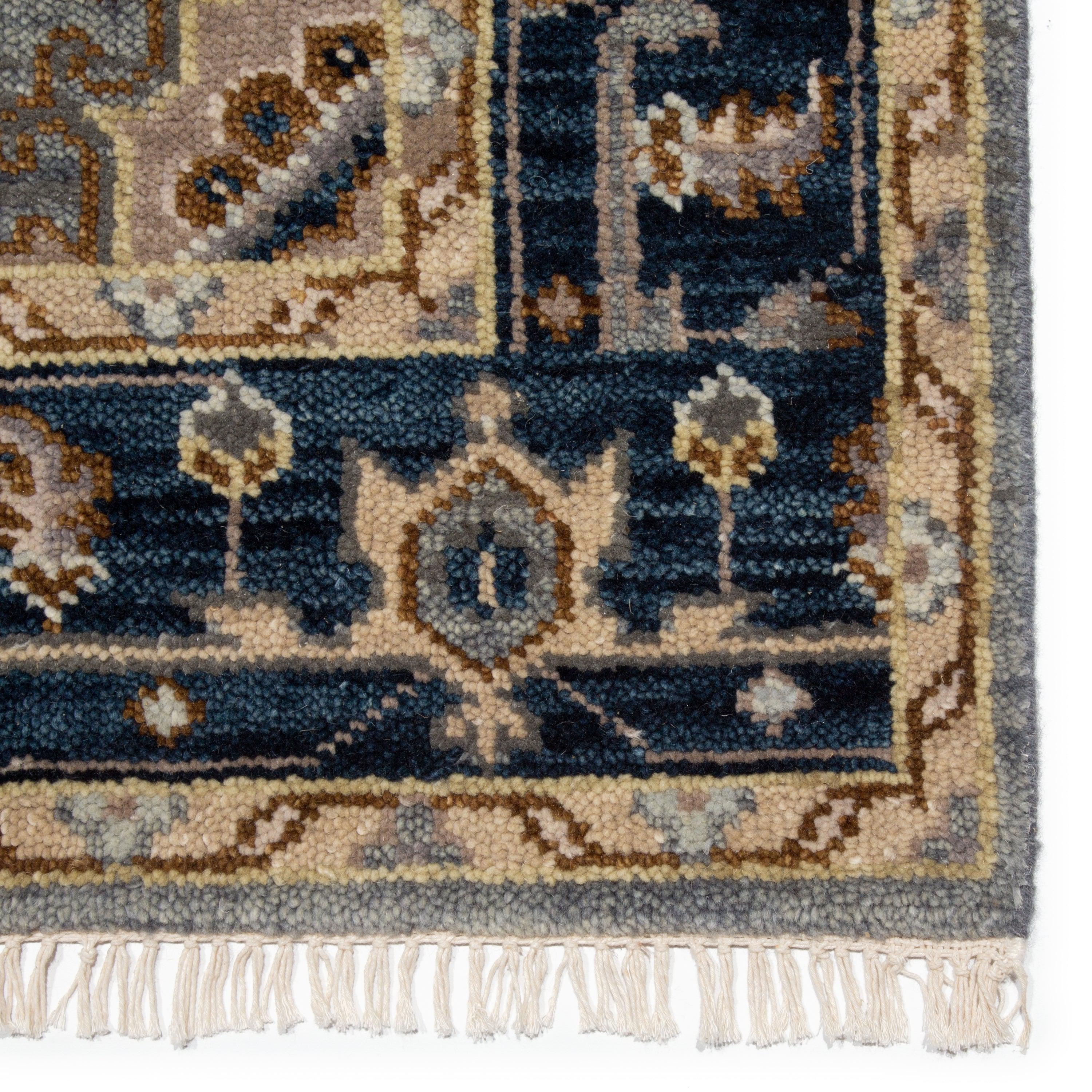 Andrews Hand-Knotted Medallion Gray Brown Area Rug、mySite、gigharbornorthrealestate